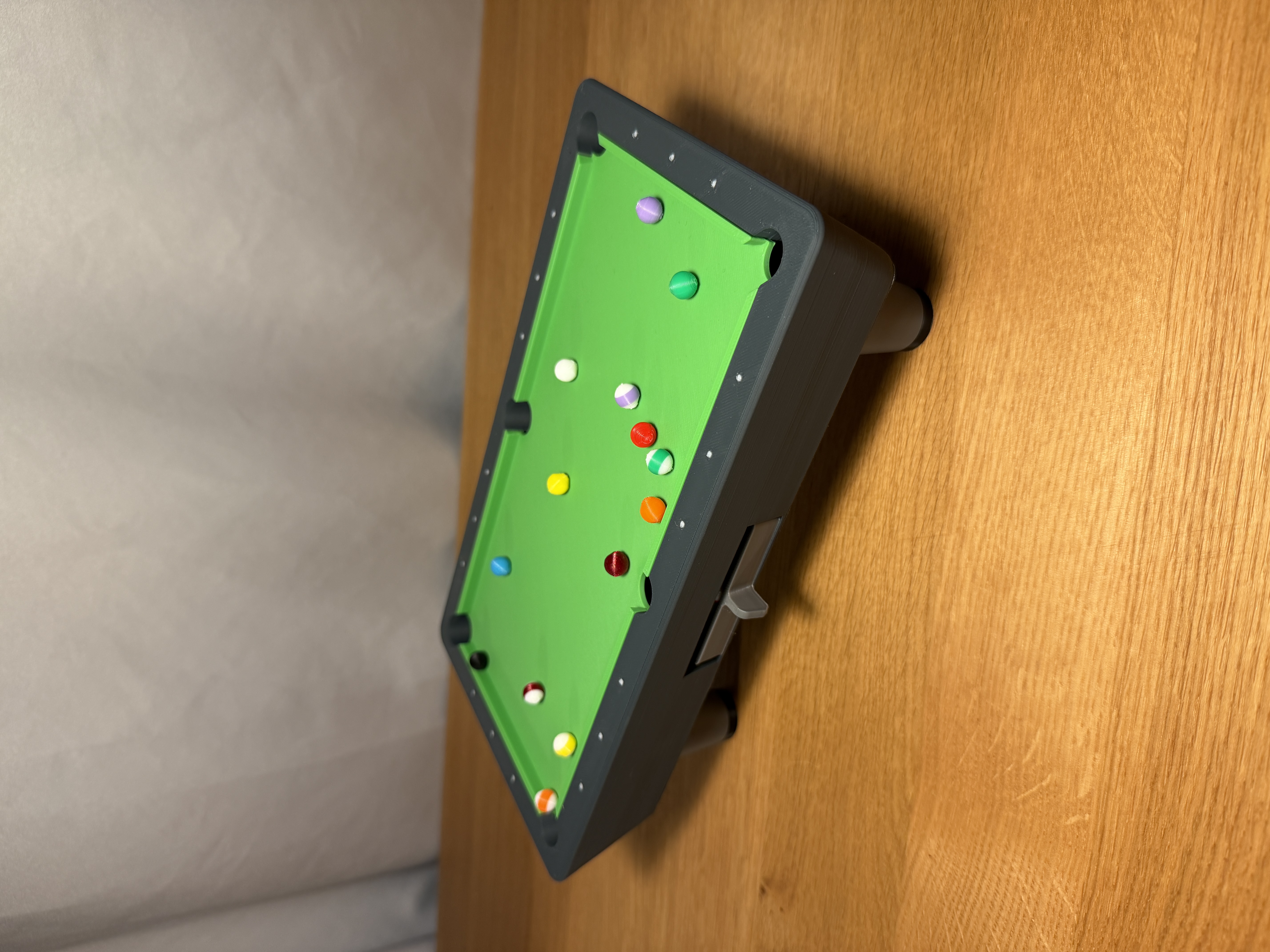 Miniatura 8 do modelo 3D Mini Tabletop Pool Table