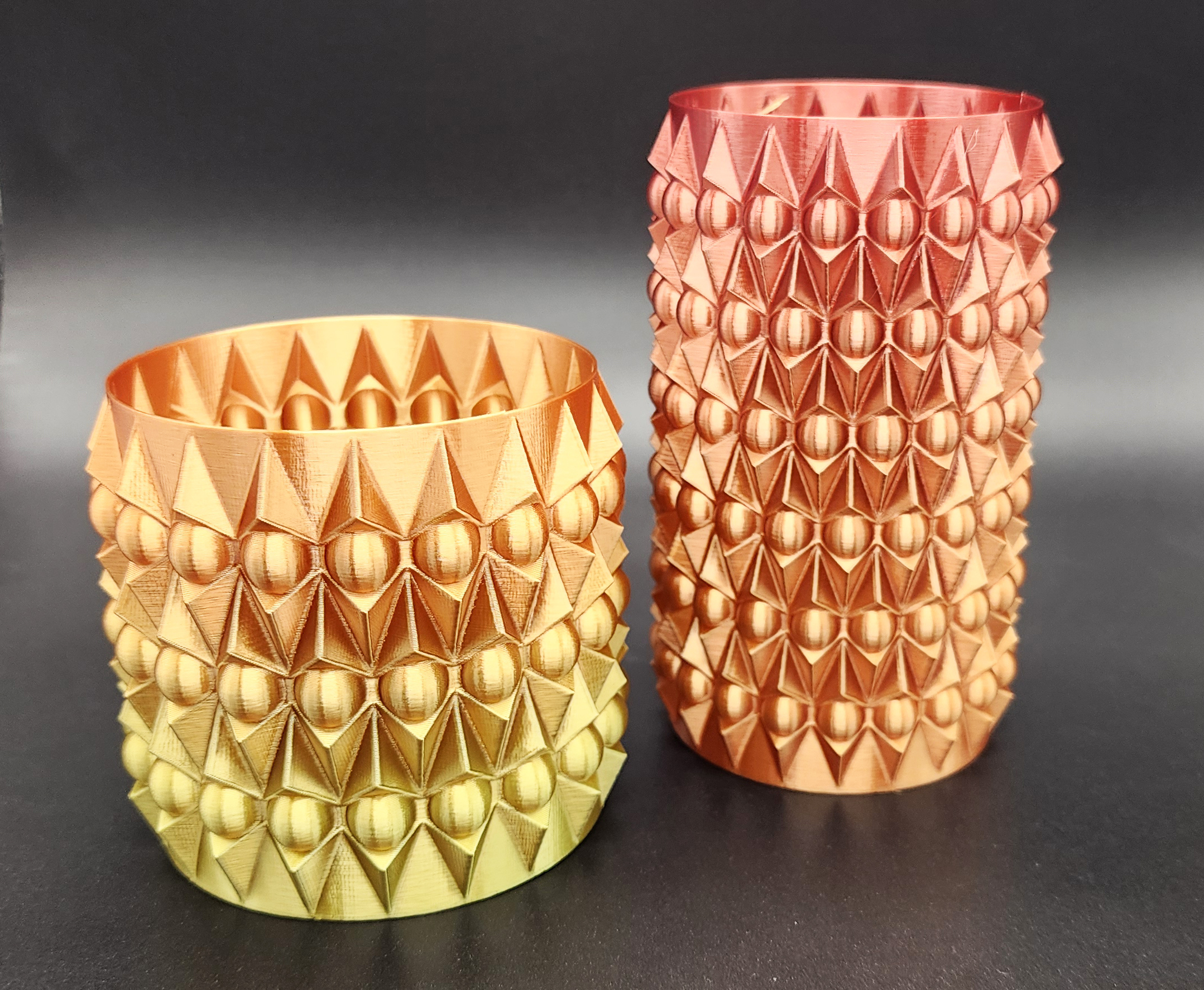 Miniatura 4 do modelo 3D Alien Probe Spiral Vases