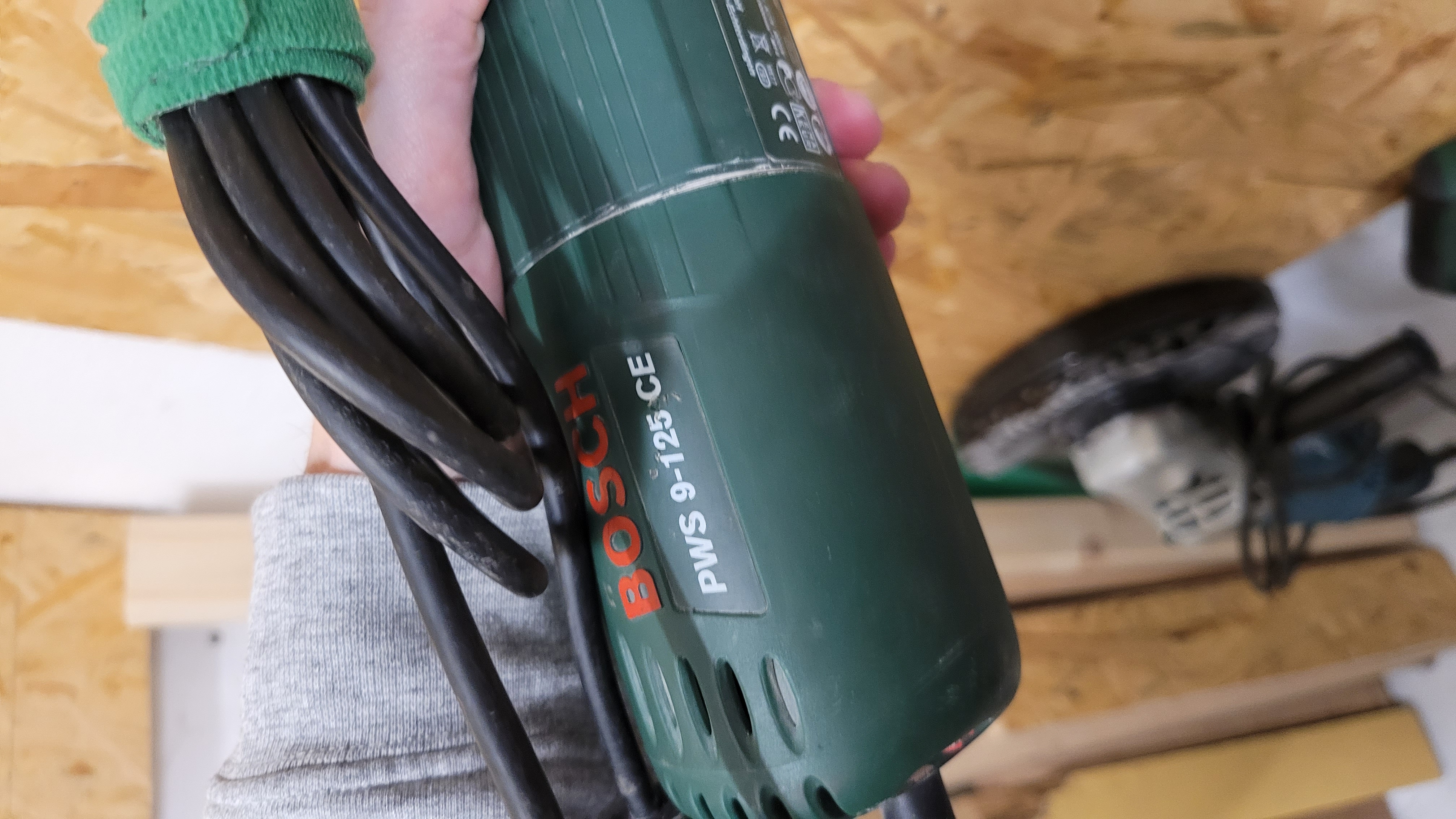 Miniatura 3 do modelo 3D Bosch angle grinder wall mount