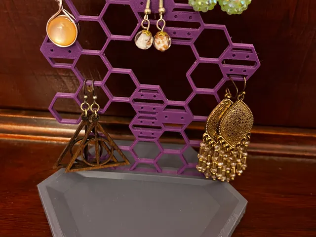 Honeycomb Earring Stand - Stud Remix