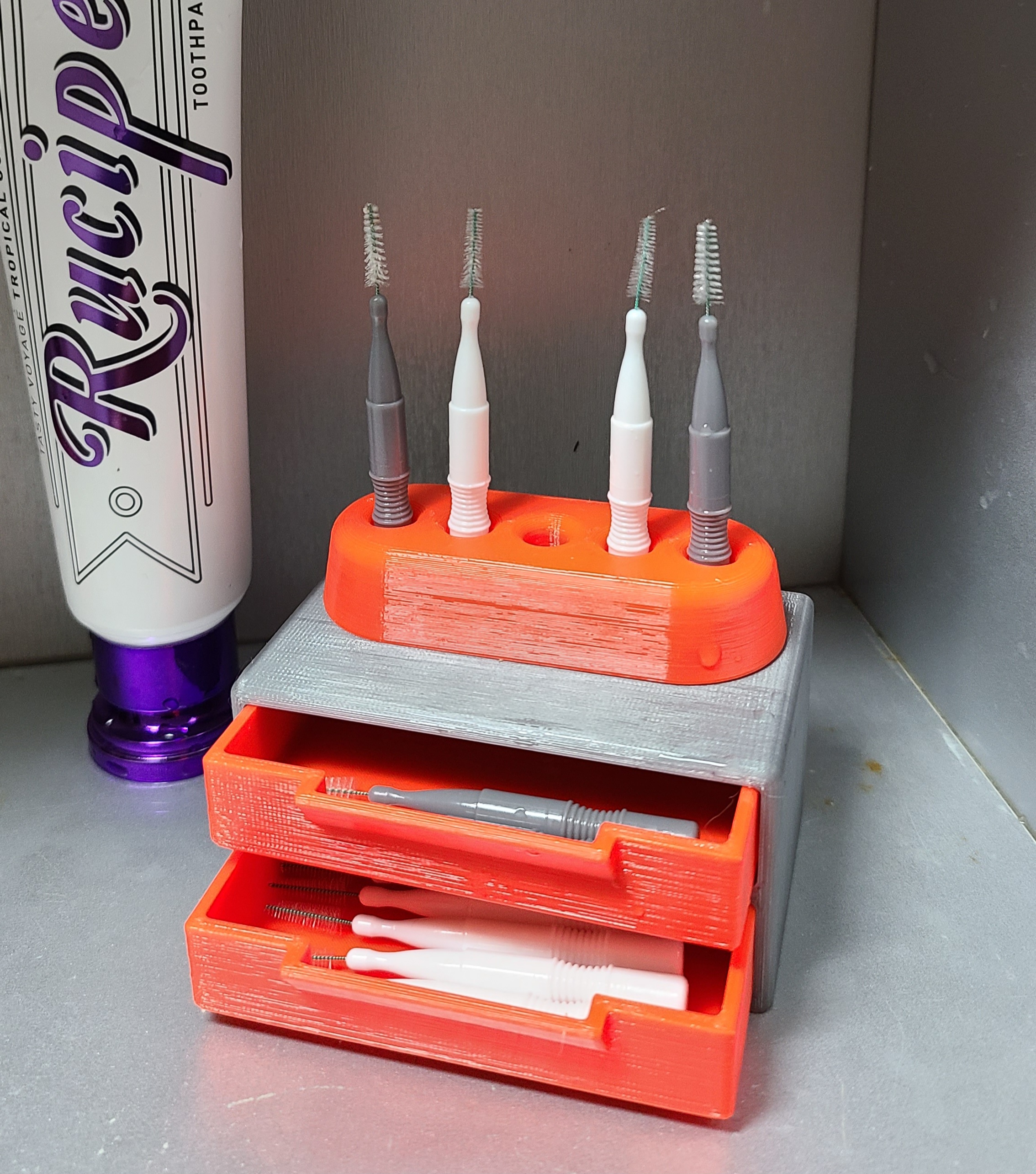 Interdental brush stand by dynaqua Download free STL model