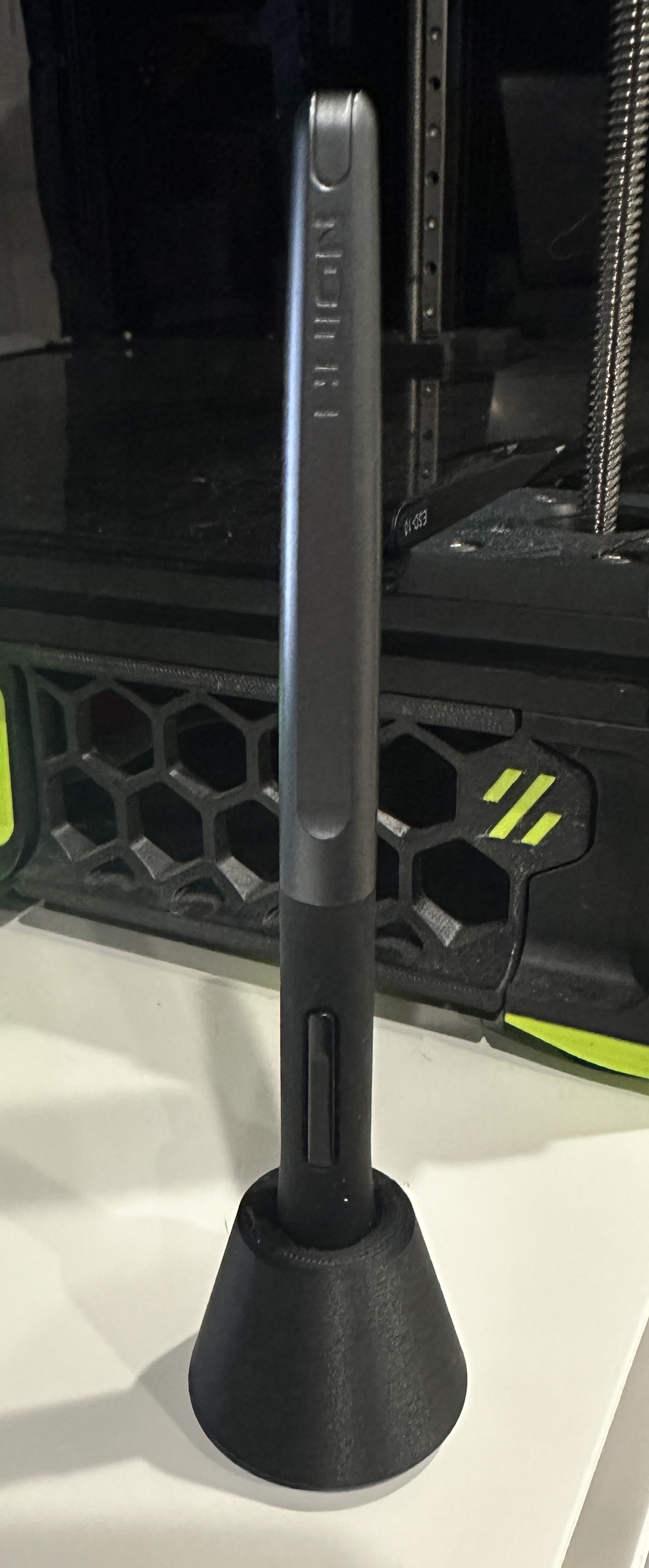 Huion Inspiroy H1161 Pen Holder by Phantom Smithy Download free STL model