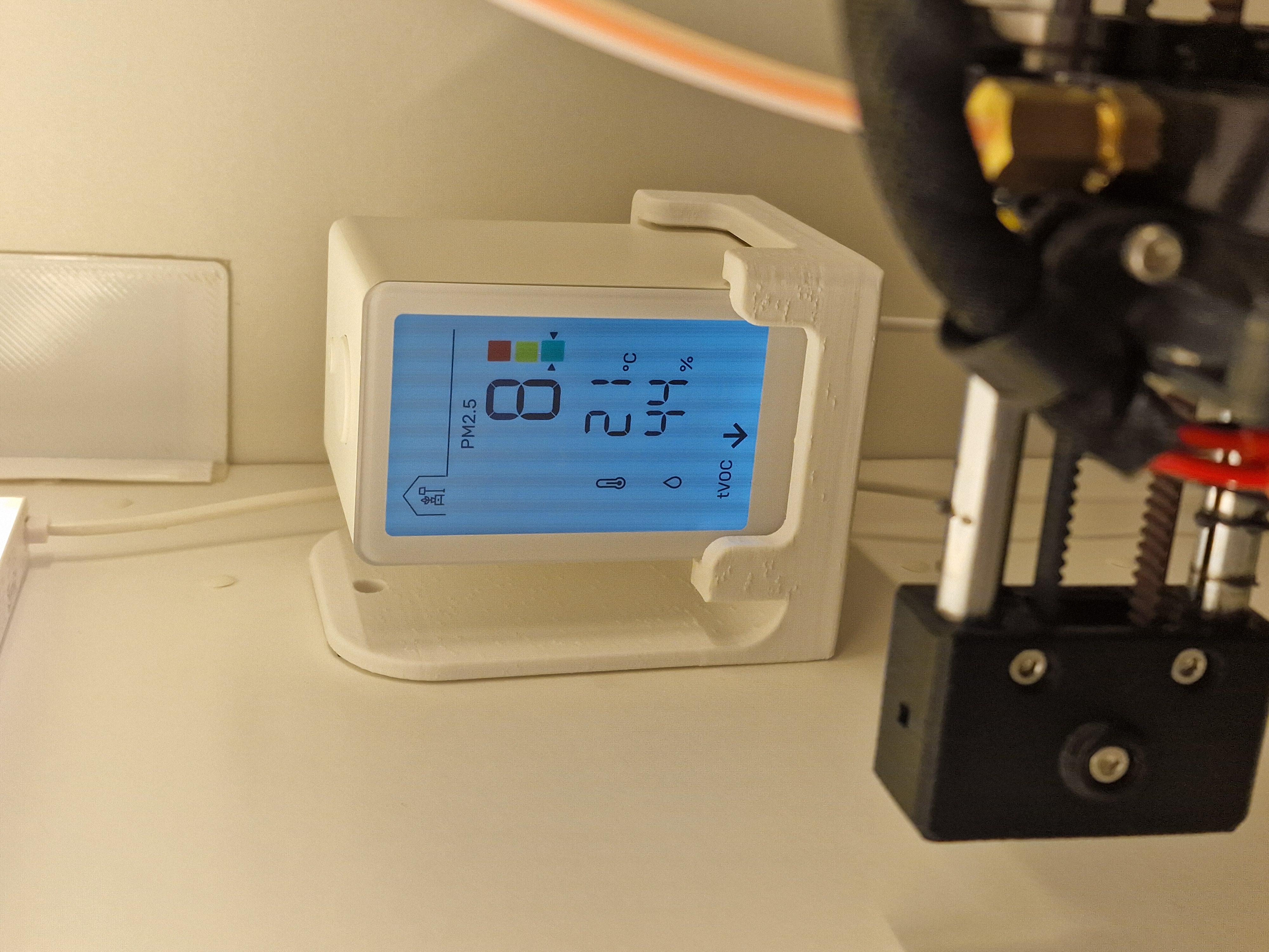 Mount for air quality sensor (IKEA VINDSTYRKA compatible)