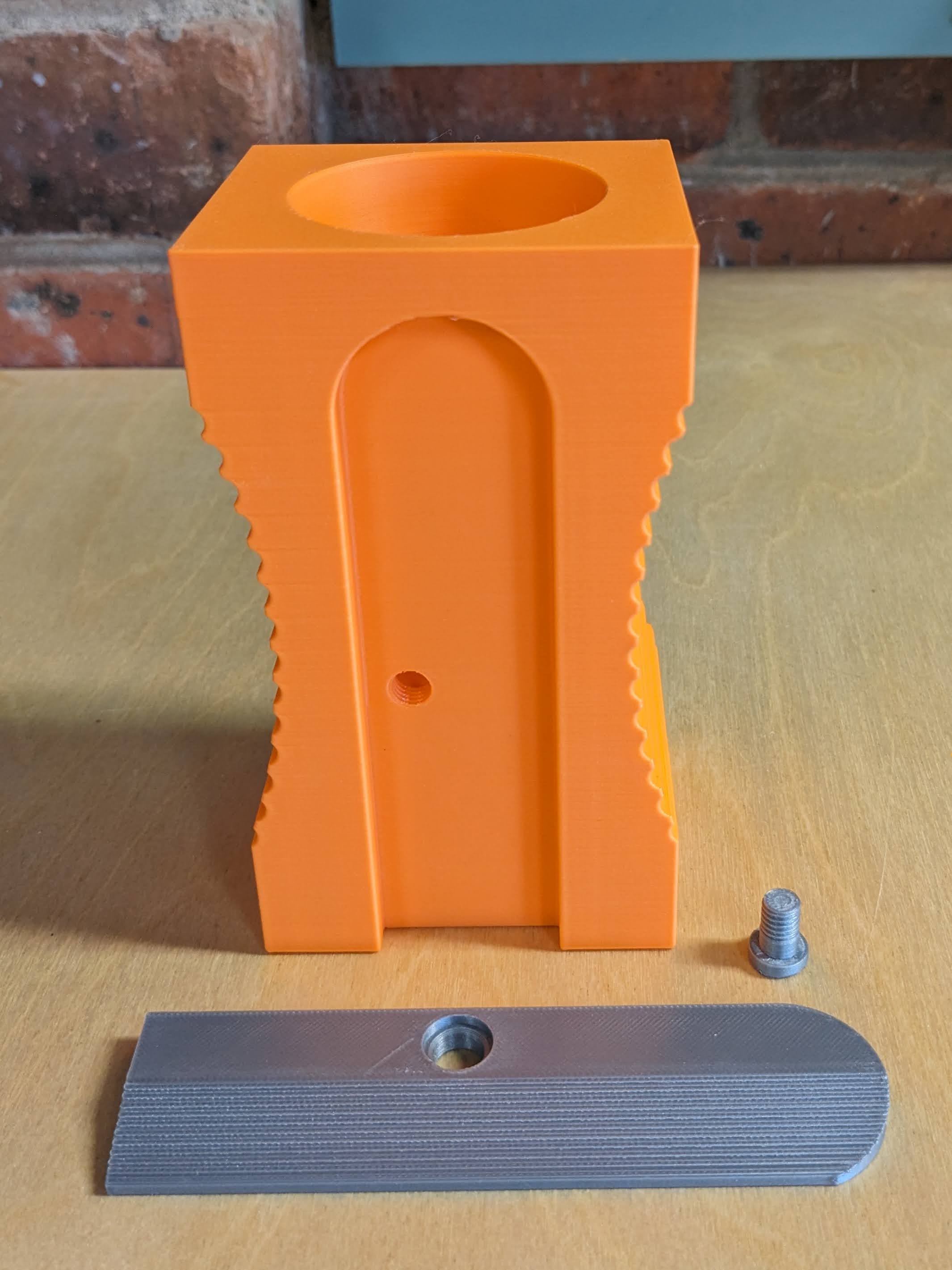 Sharpener Pencil Holder by Flash72 | Download free STL model ...