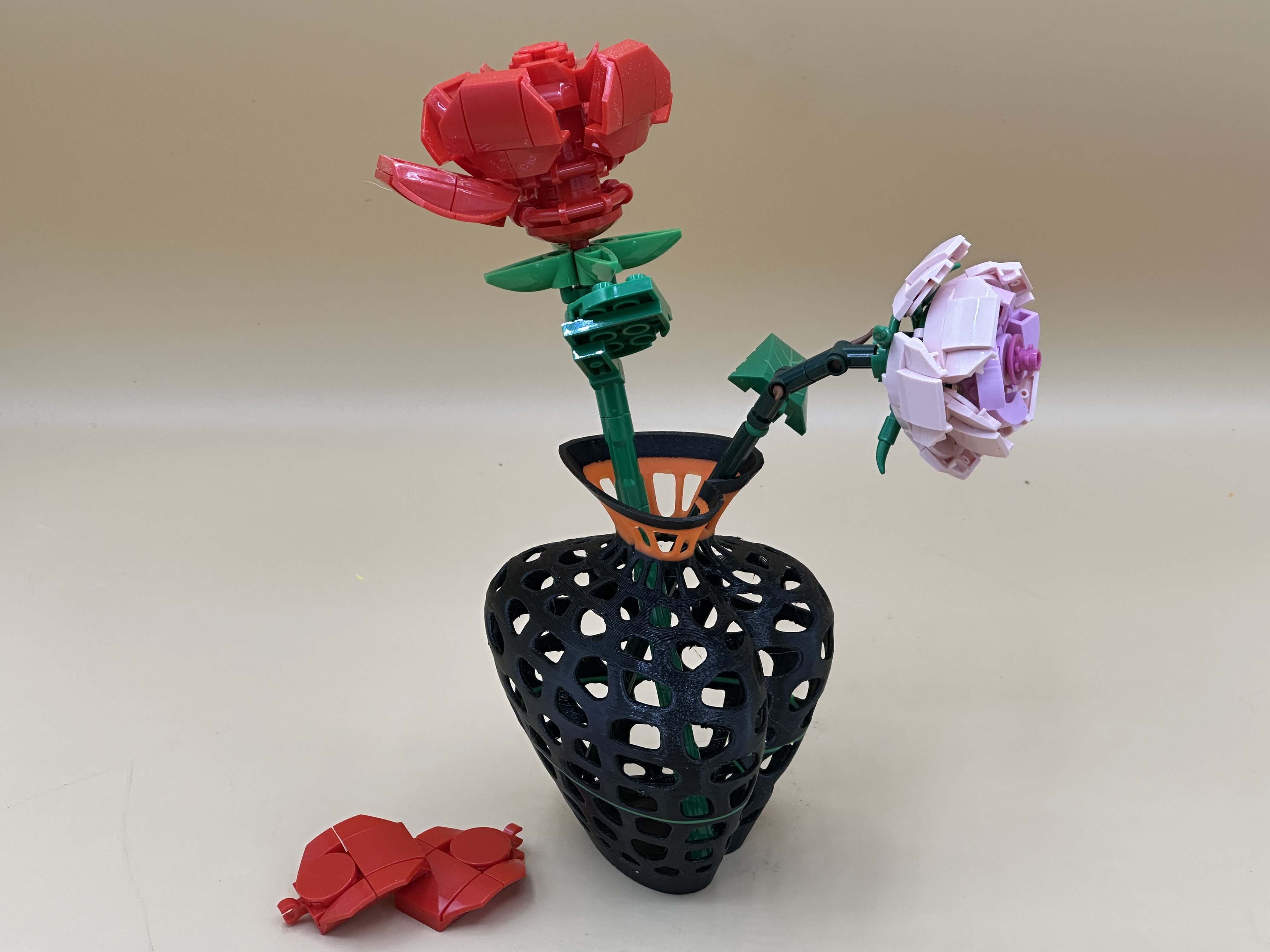 Warmly Heart-Vase