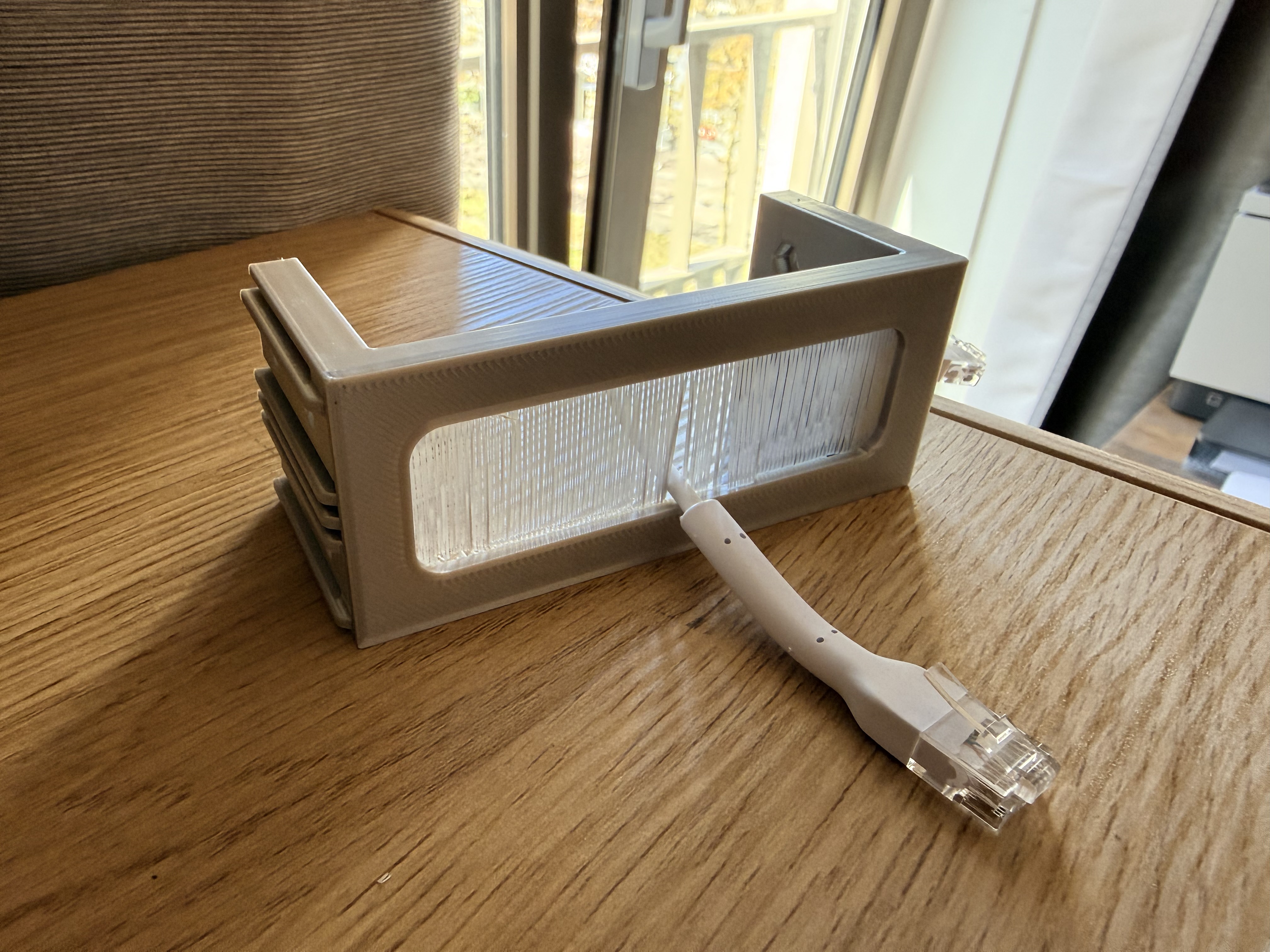 Rack module with cable brush compatible with ESRack