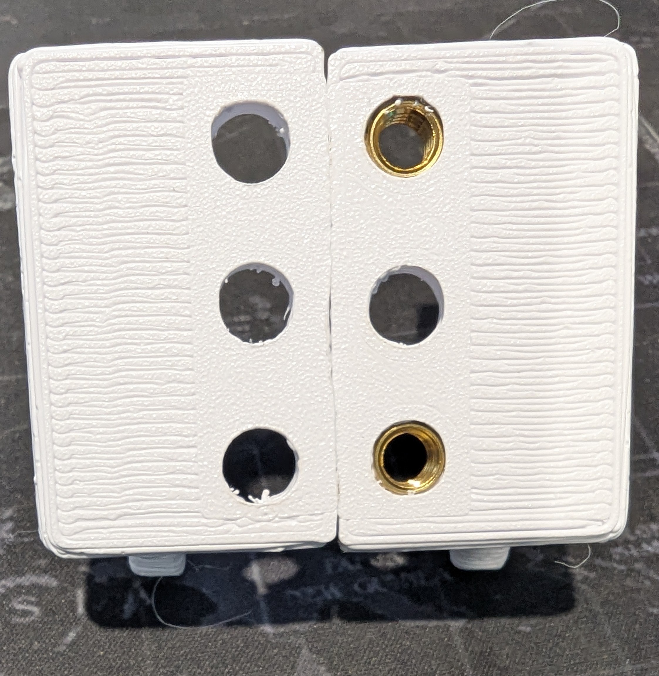 Labrax Frame Corners W/ Brass Inserts