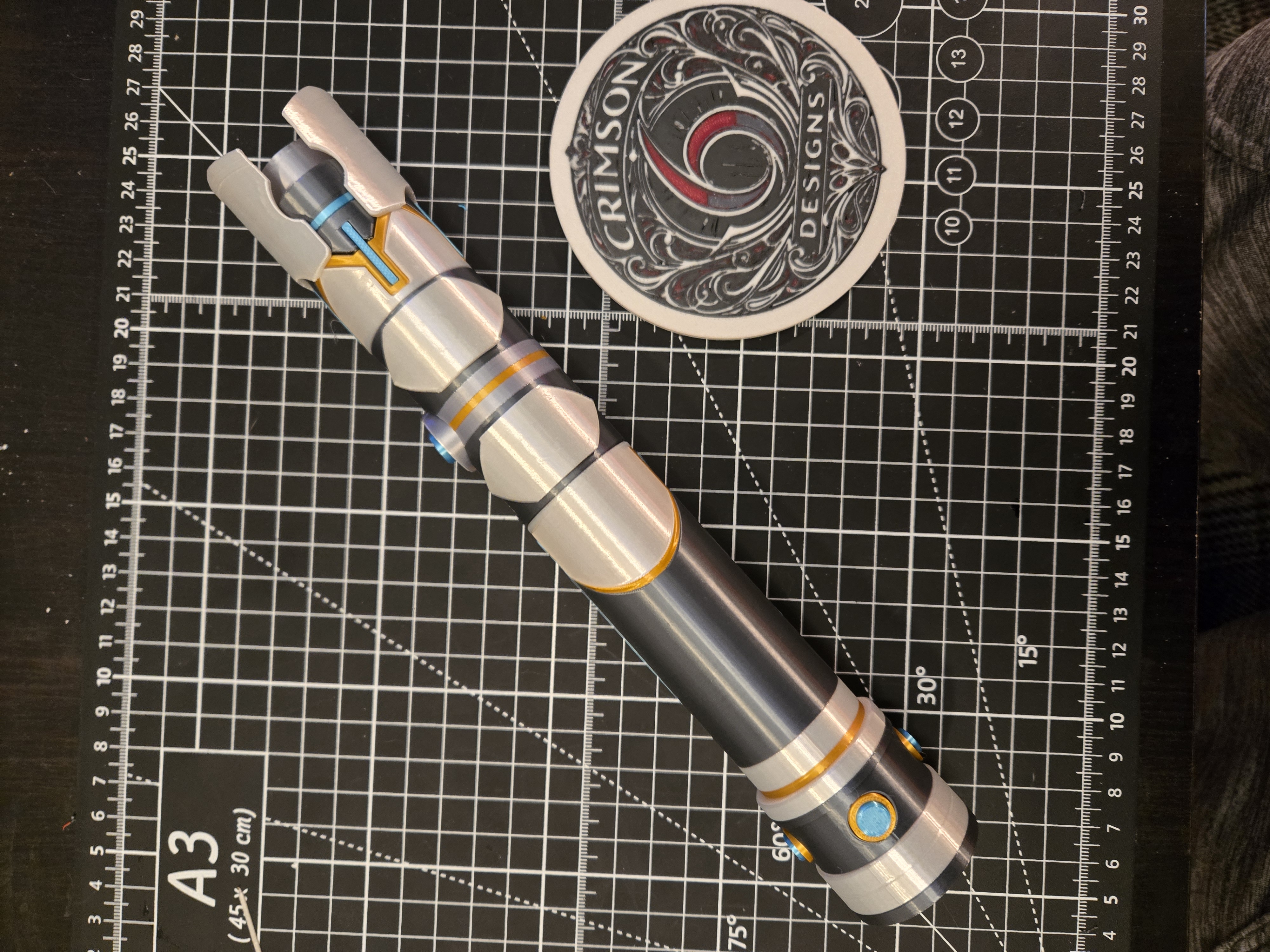 Lightsaber - Warden — thumbnail 2
