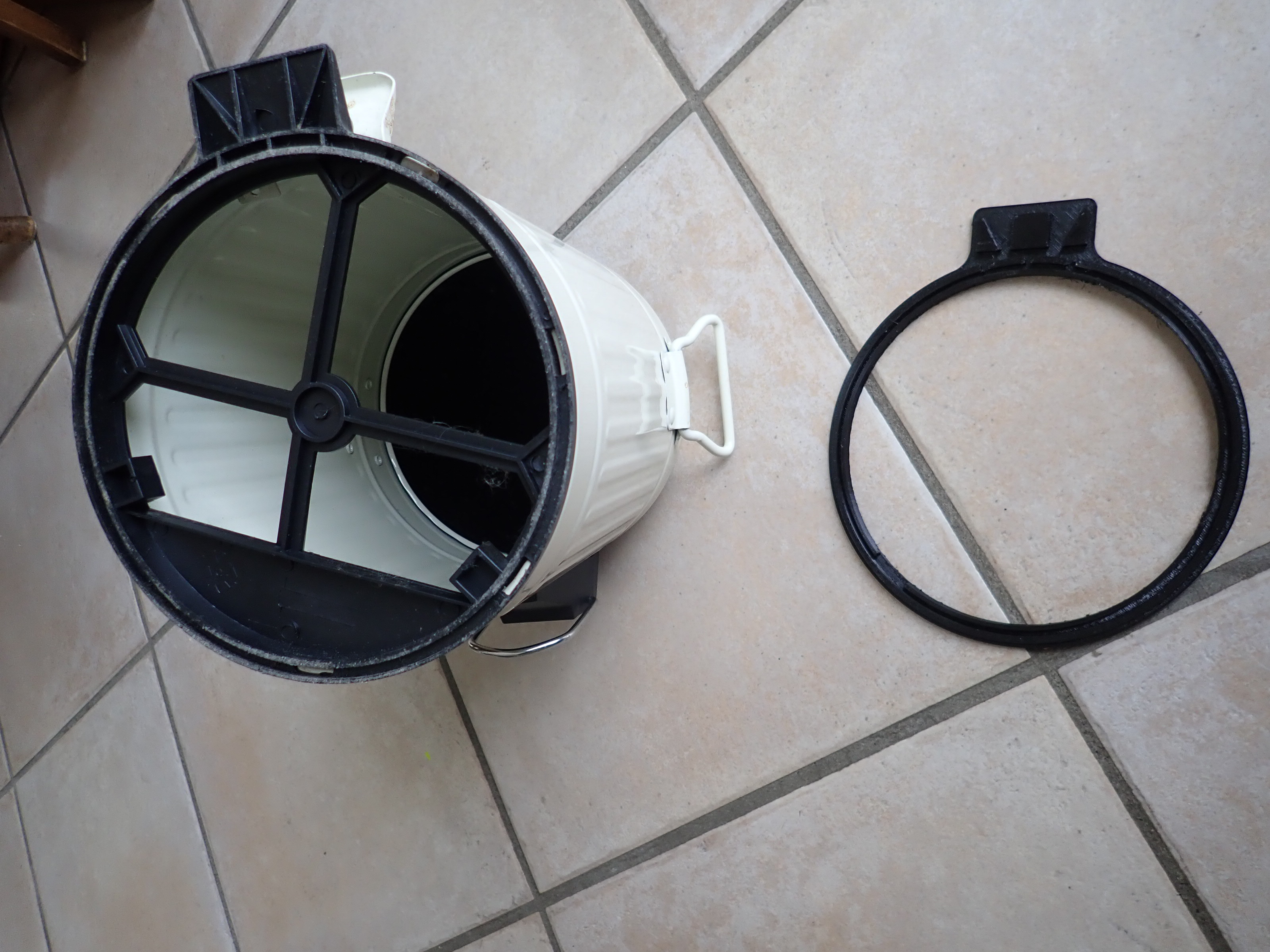 anti leaks compost bin- semelle anti derapante poubelle compost