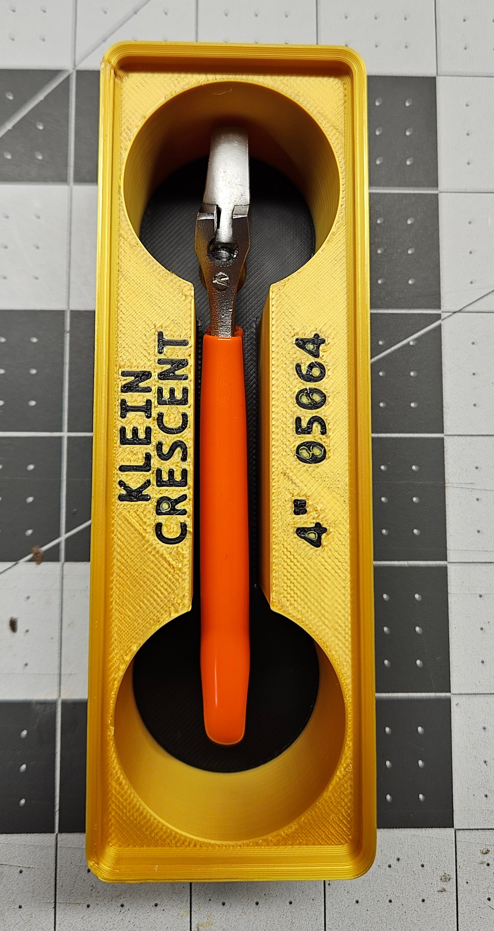 Klein Adjustable Wrench 4" Model 05064 3D model