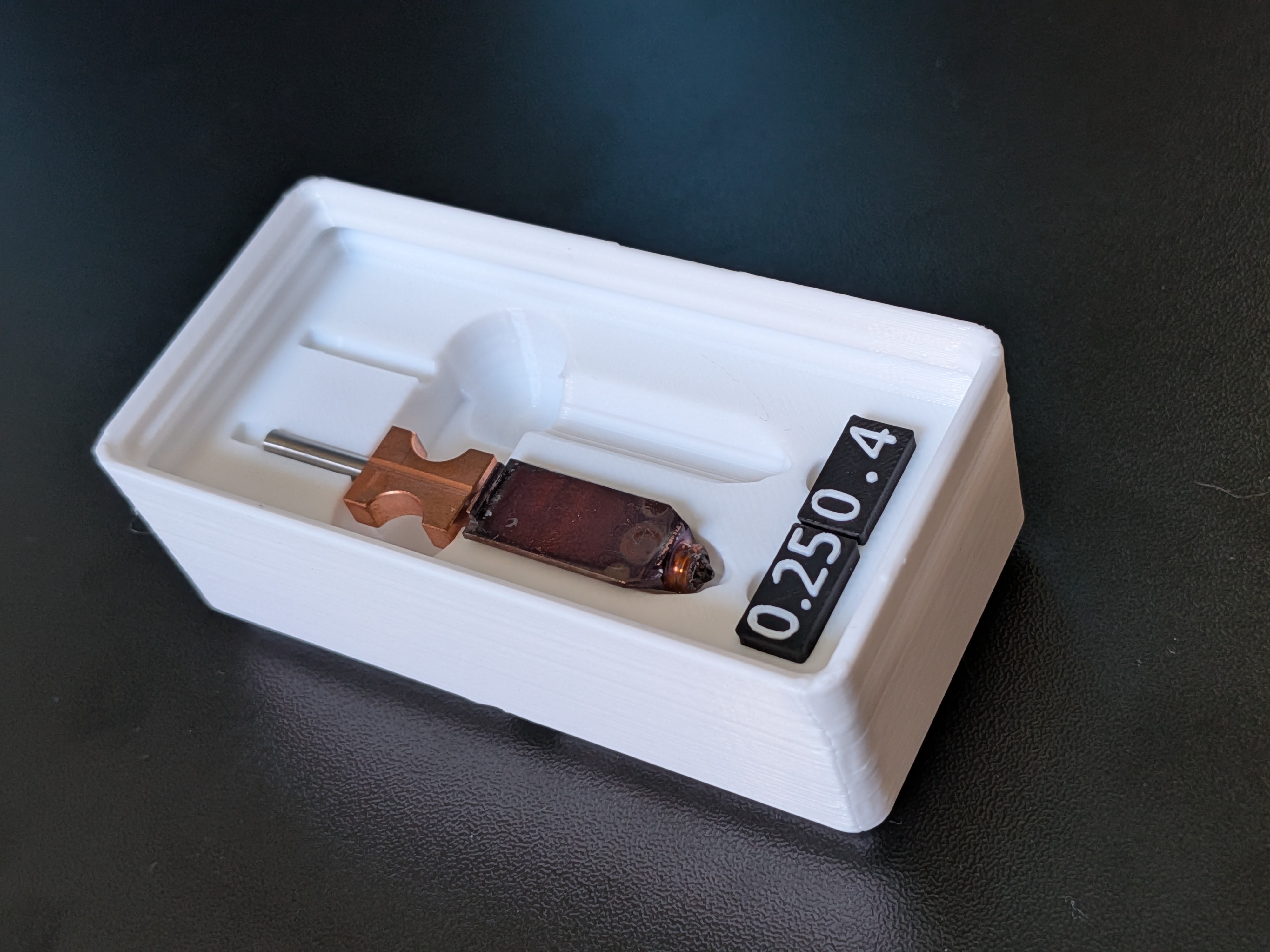 Gridfinity nozzle bin with replaceable labels + lid, for Flashforge AD5X — miniatura 2