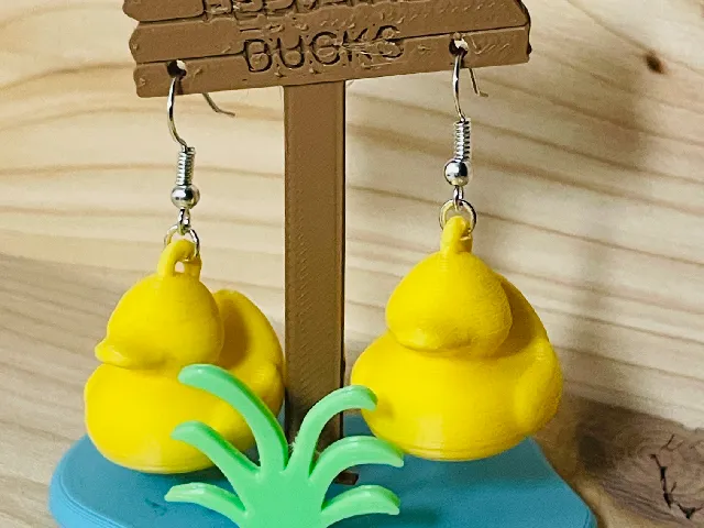 Ready-to-Gift Earring stand for Rubber Ducks