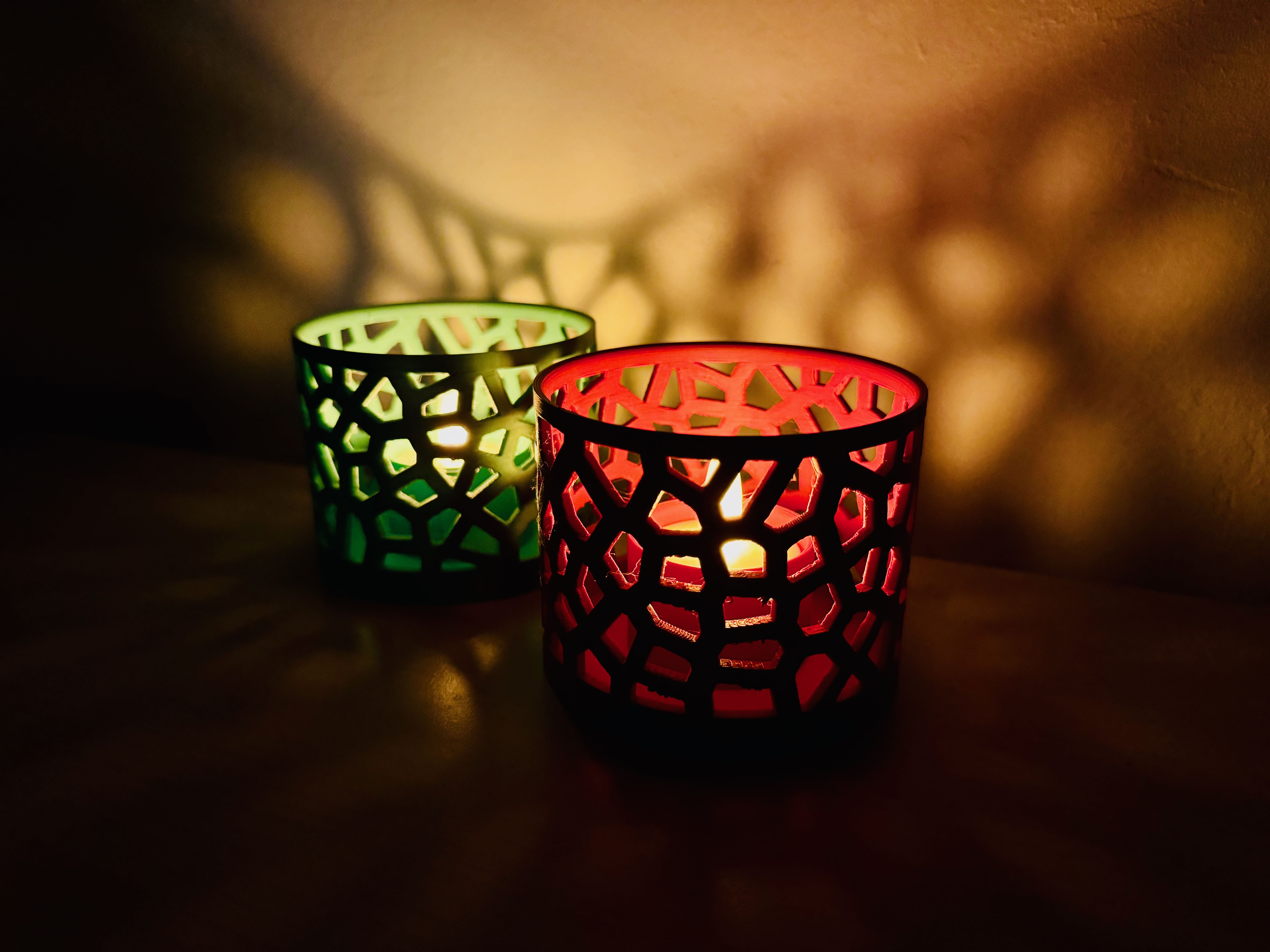 Voronoi LED Tea Light Holder (*updated*) by flakestyle Download free