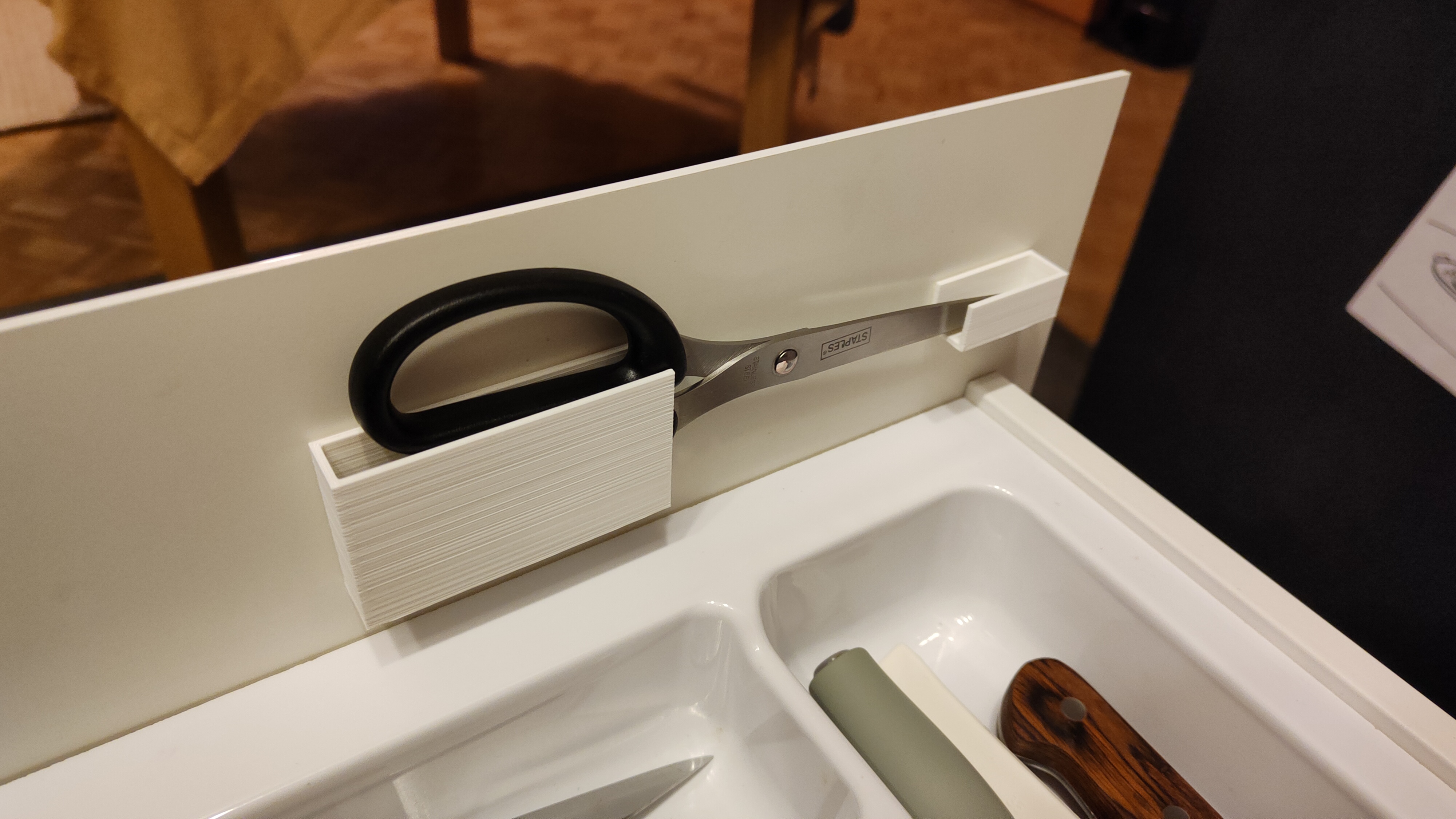 Simple half-open parametric holder for Ikea Metod (Maximera) inner drawers