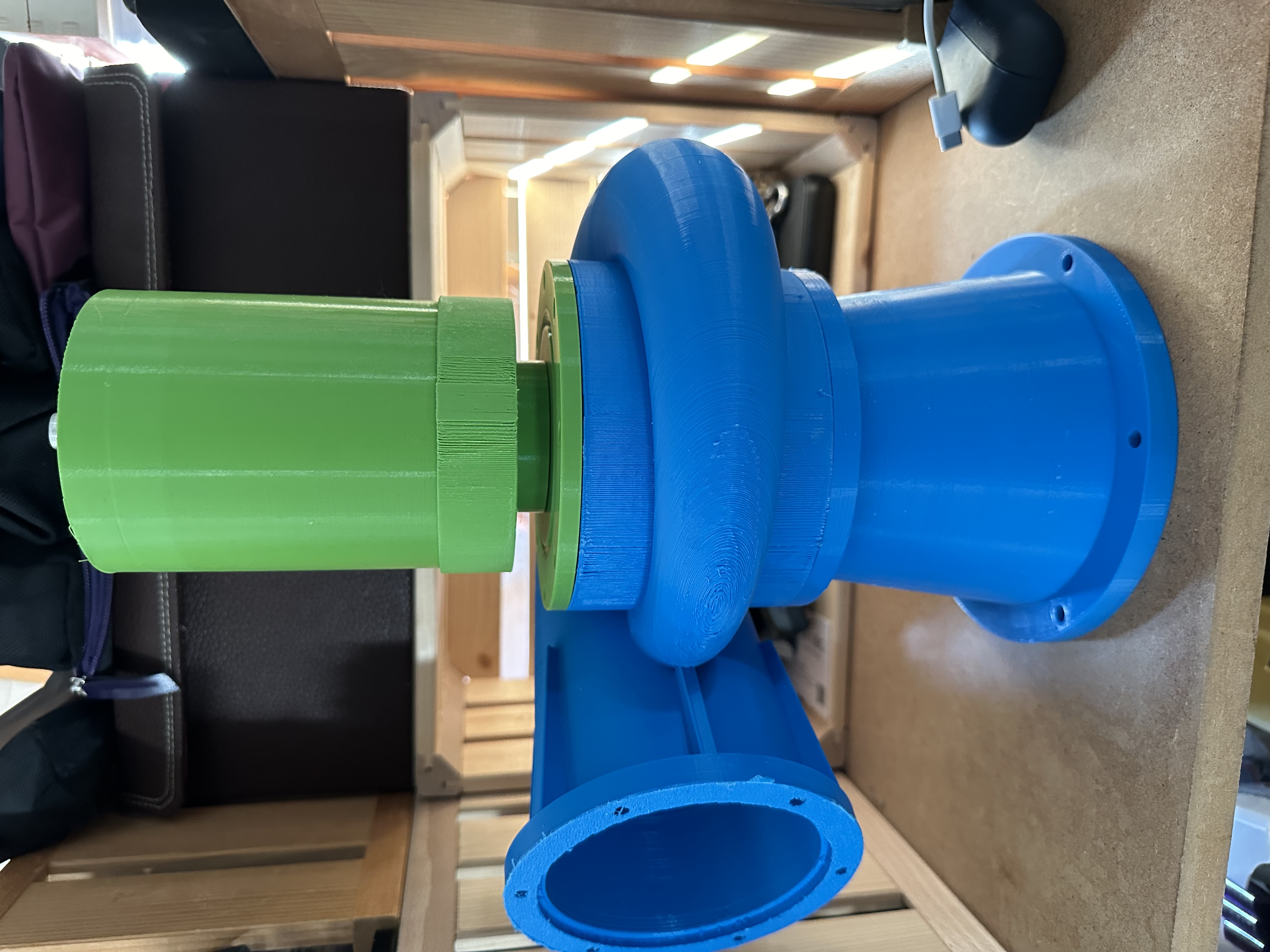 Kaplan Turnie for rain Gutter