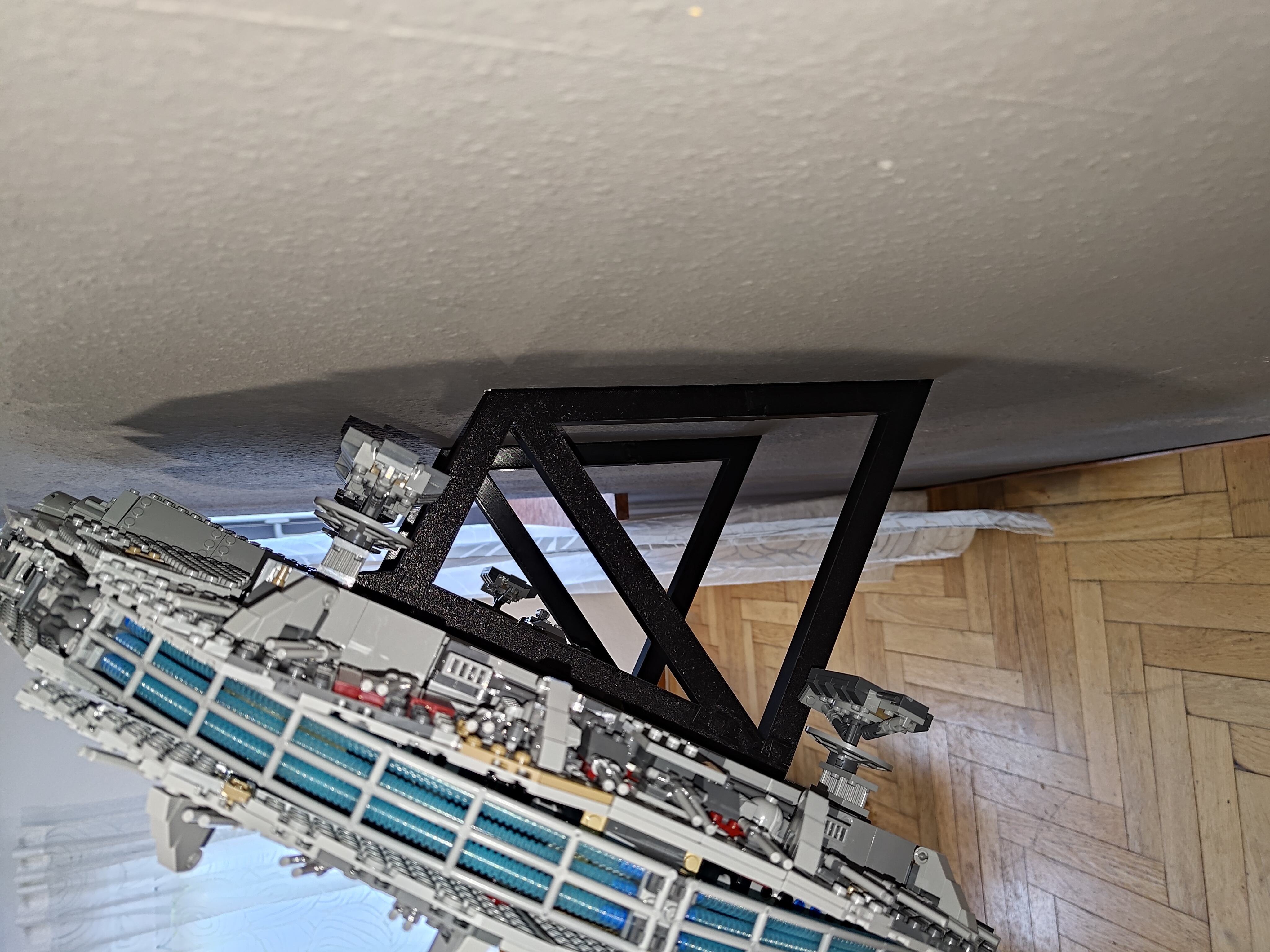 Wallmount LEGO Millenium Falcon (75192) — miniatura 2