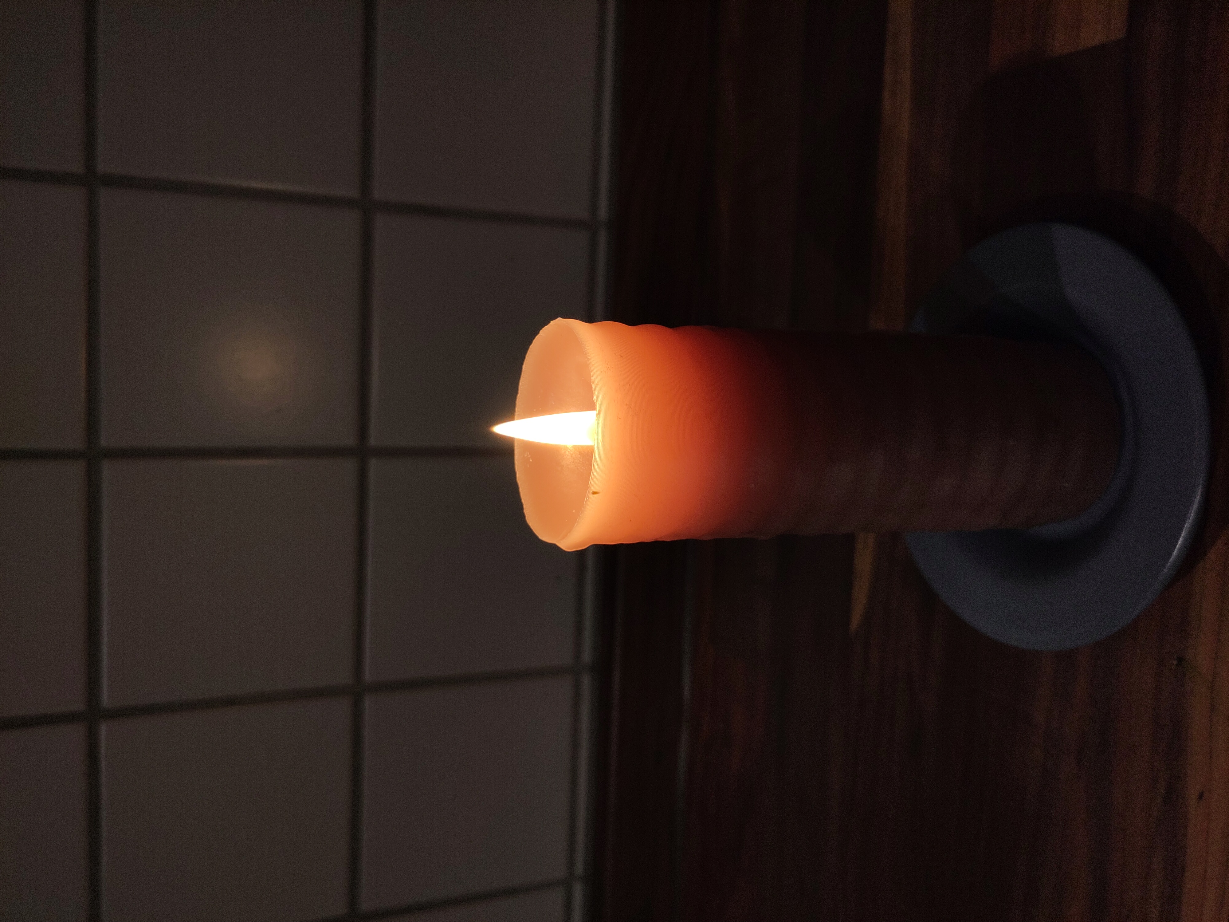 Pouring candles — miniatura 3