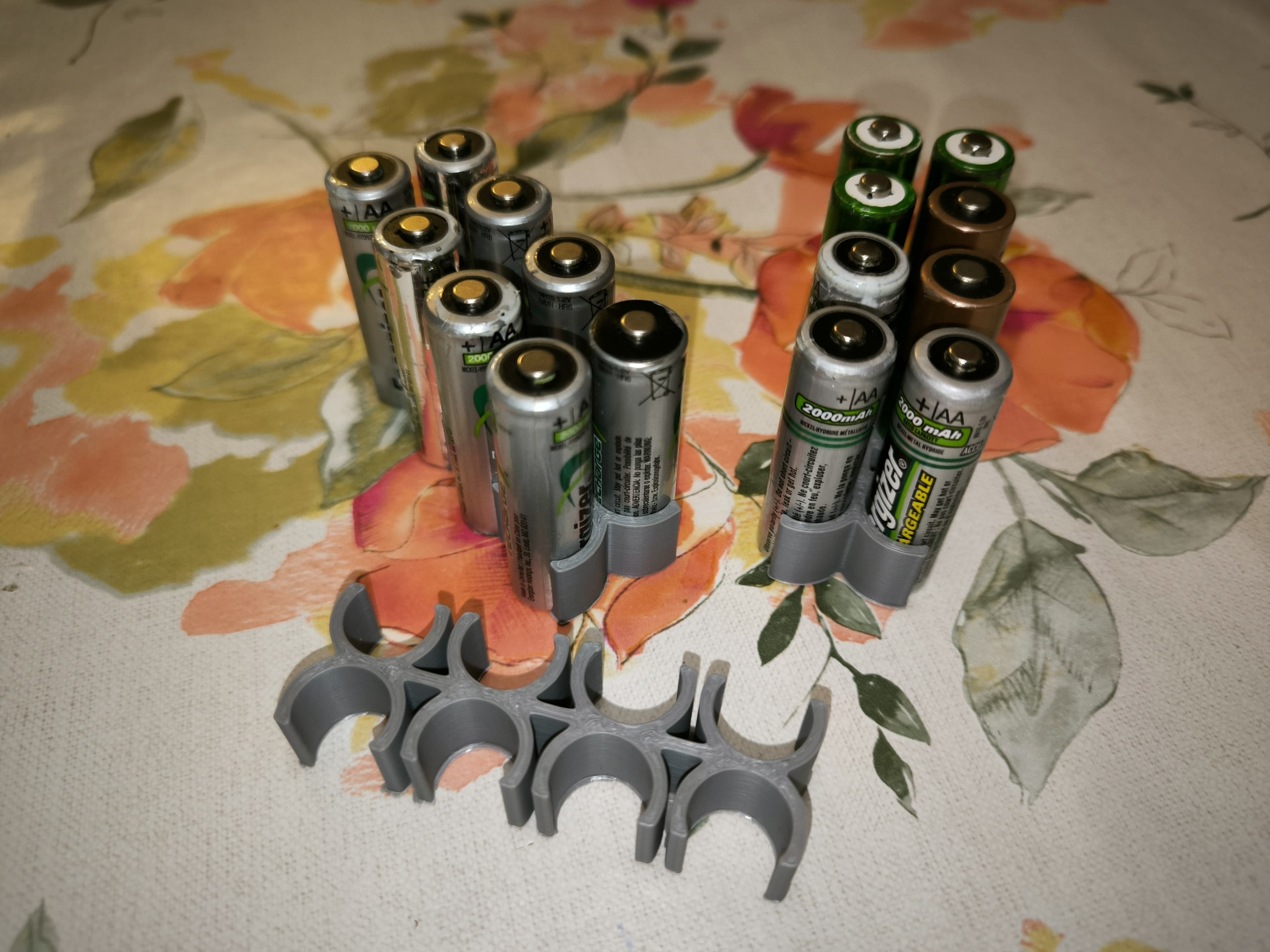 AA Batteries Holder by Bibbo Download free STL model