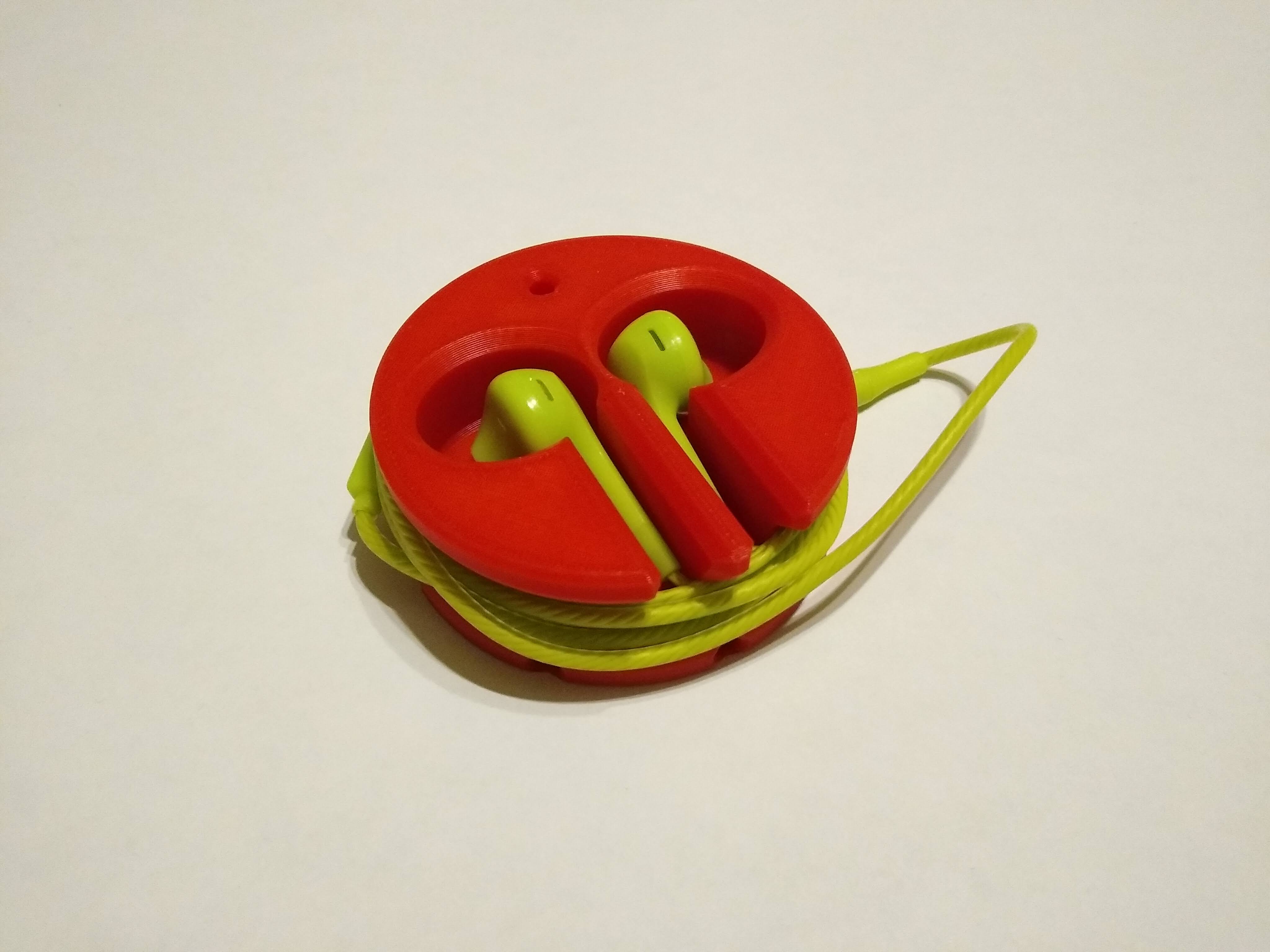 Wired Earbud Holder by Devise3D Download free STL model