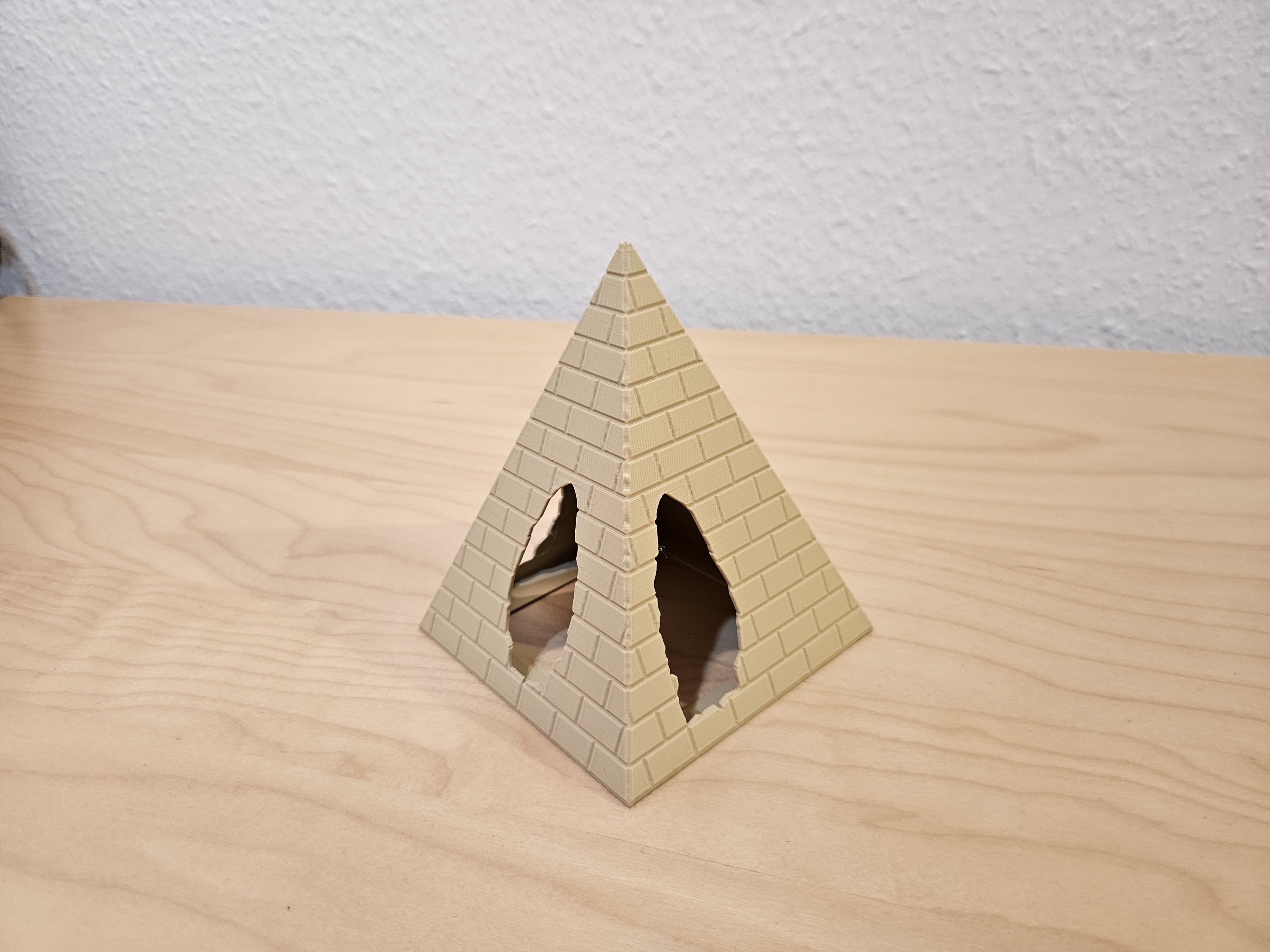 Aquarium Pyramid