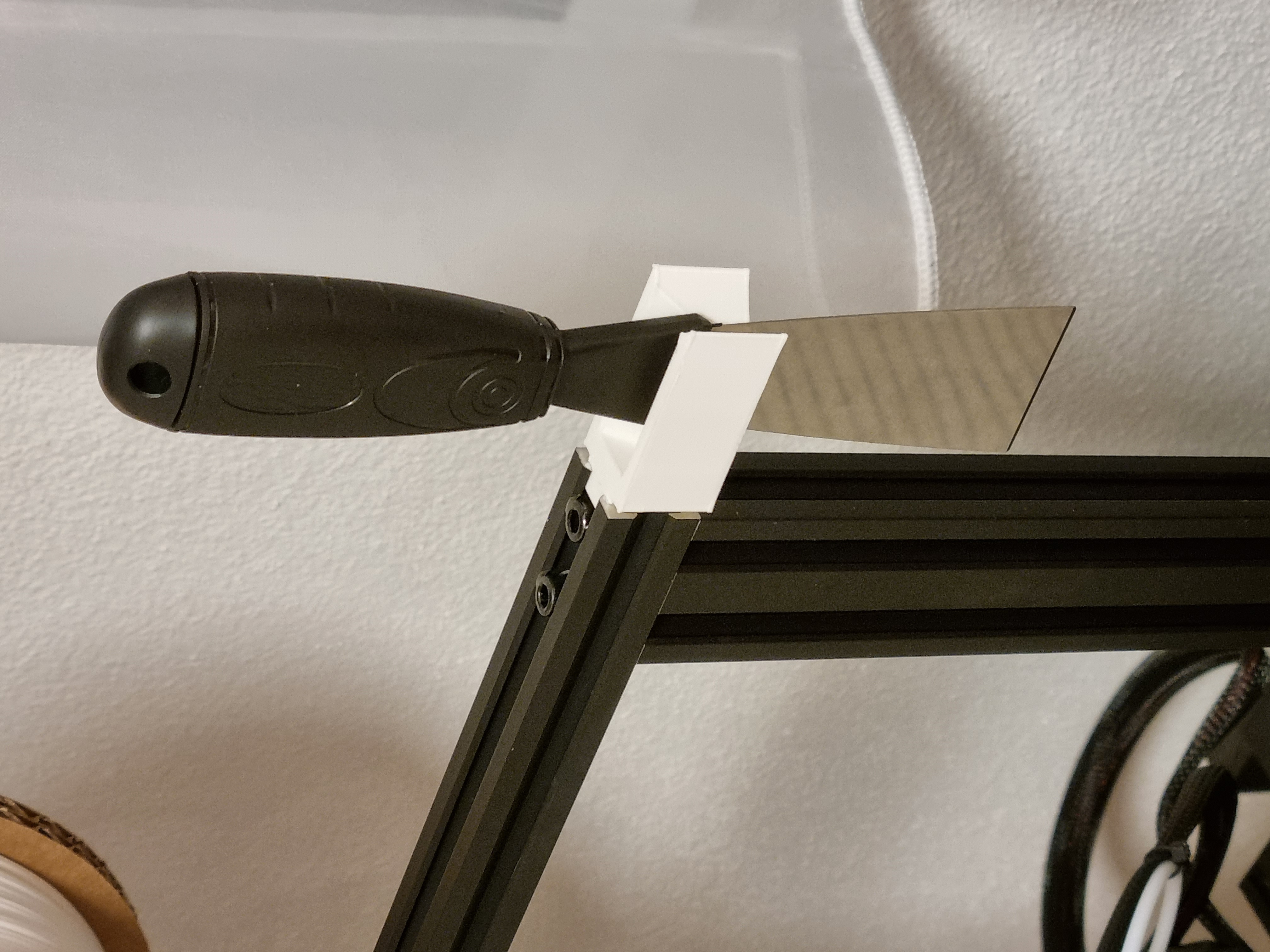 Bed Scraper Holder - Ender 3 / V2