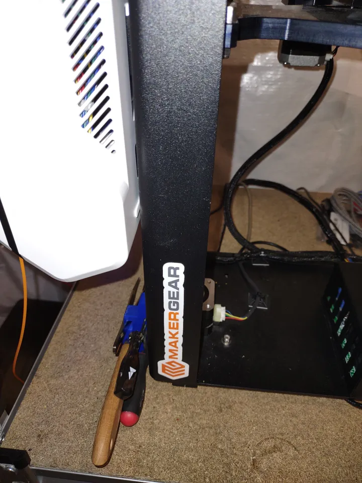 Makergear tool holder by AndrewY | Download free STL model | Printables.com