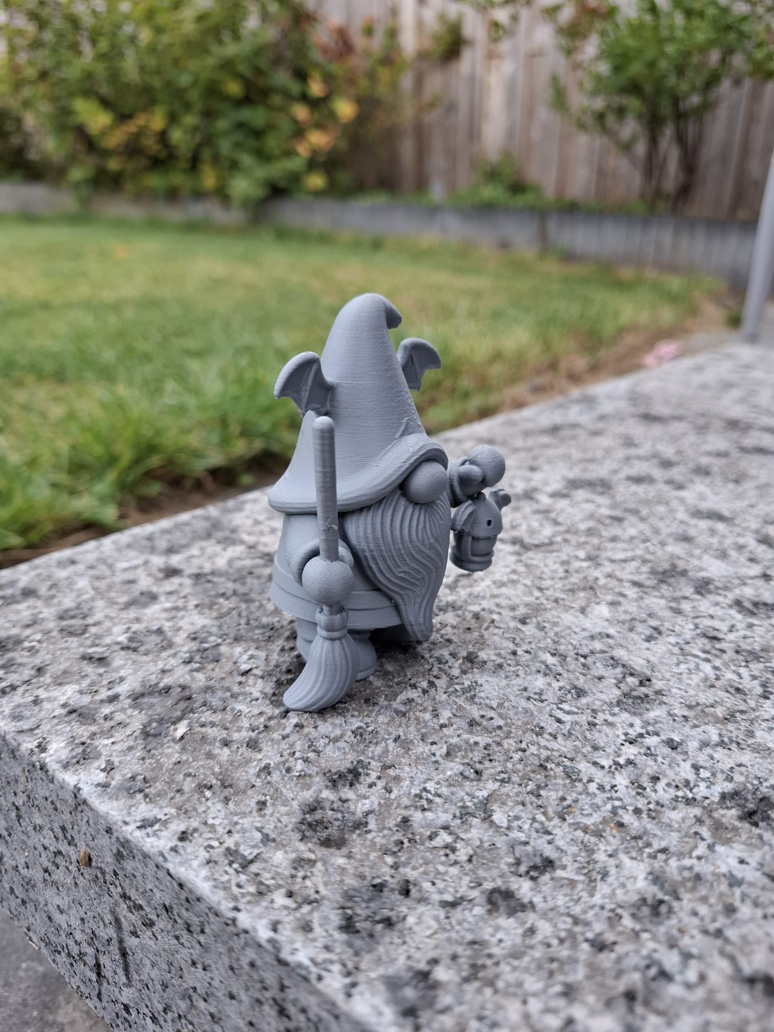Miniatura 3 do modelo 3D Bat-Winged Wizard Gnome