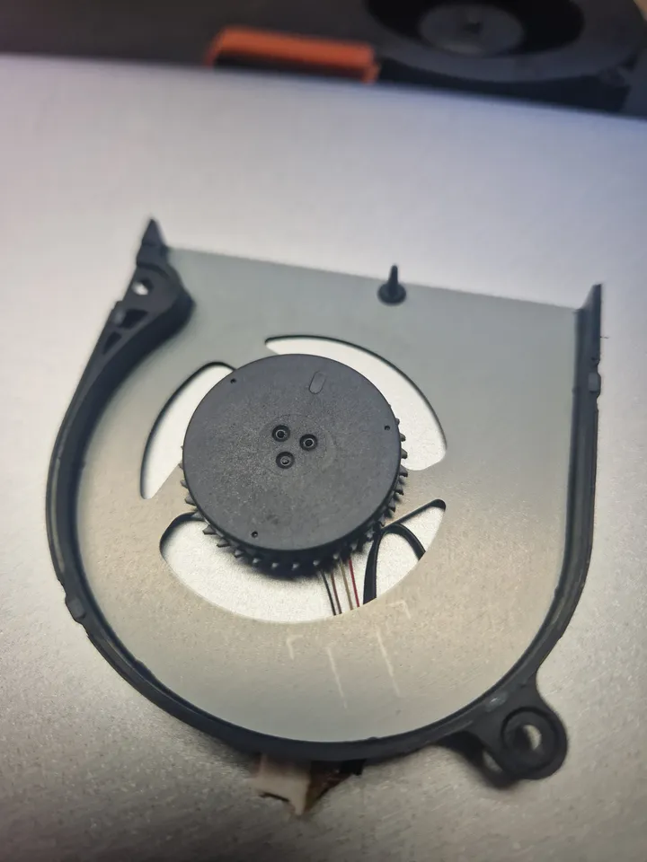 DBTLAP CPU Lüfter Für ACER Aspire E1-530 / E1-530G - Ersatzlüfter DFS501105FQ0T