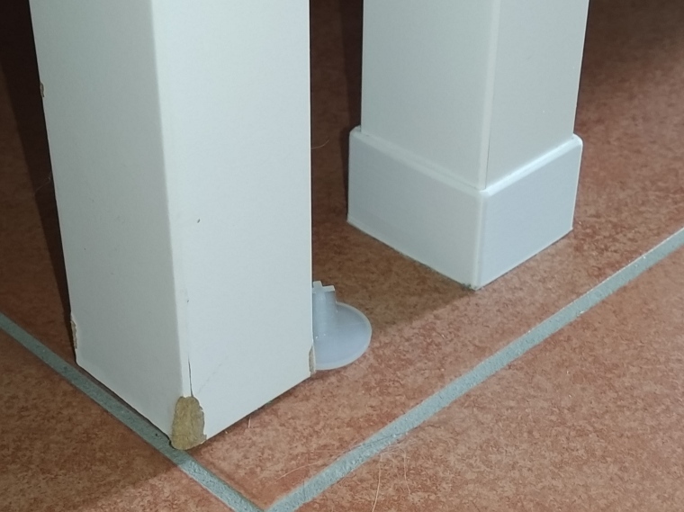 Ikea Hemnes Shoe foot rectangular design by Lantastic