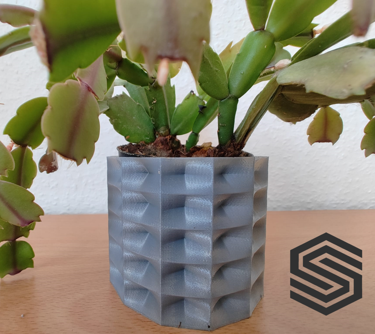 Geometric Cube Flower Pot and Planter for Plants - Vase mode design