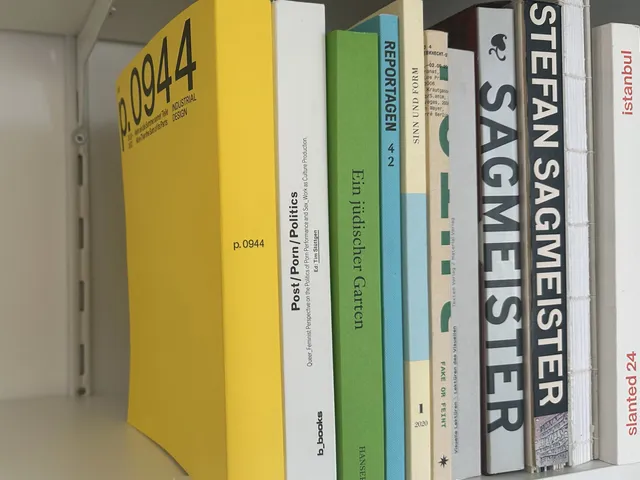 The Invisible Book Stand (Bookstand or Bookend)