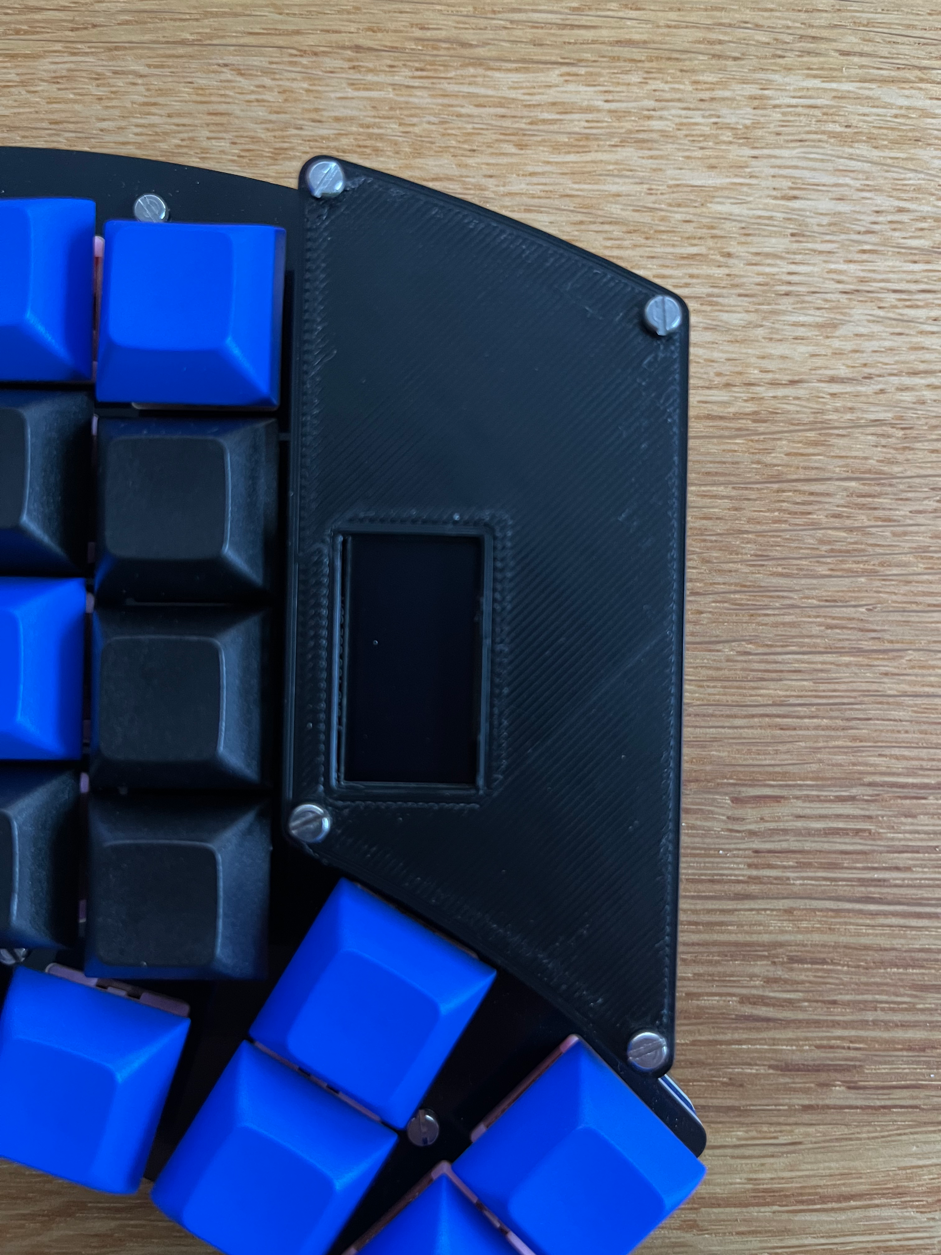 splitkb.com Elora OLED cover