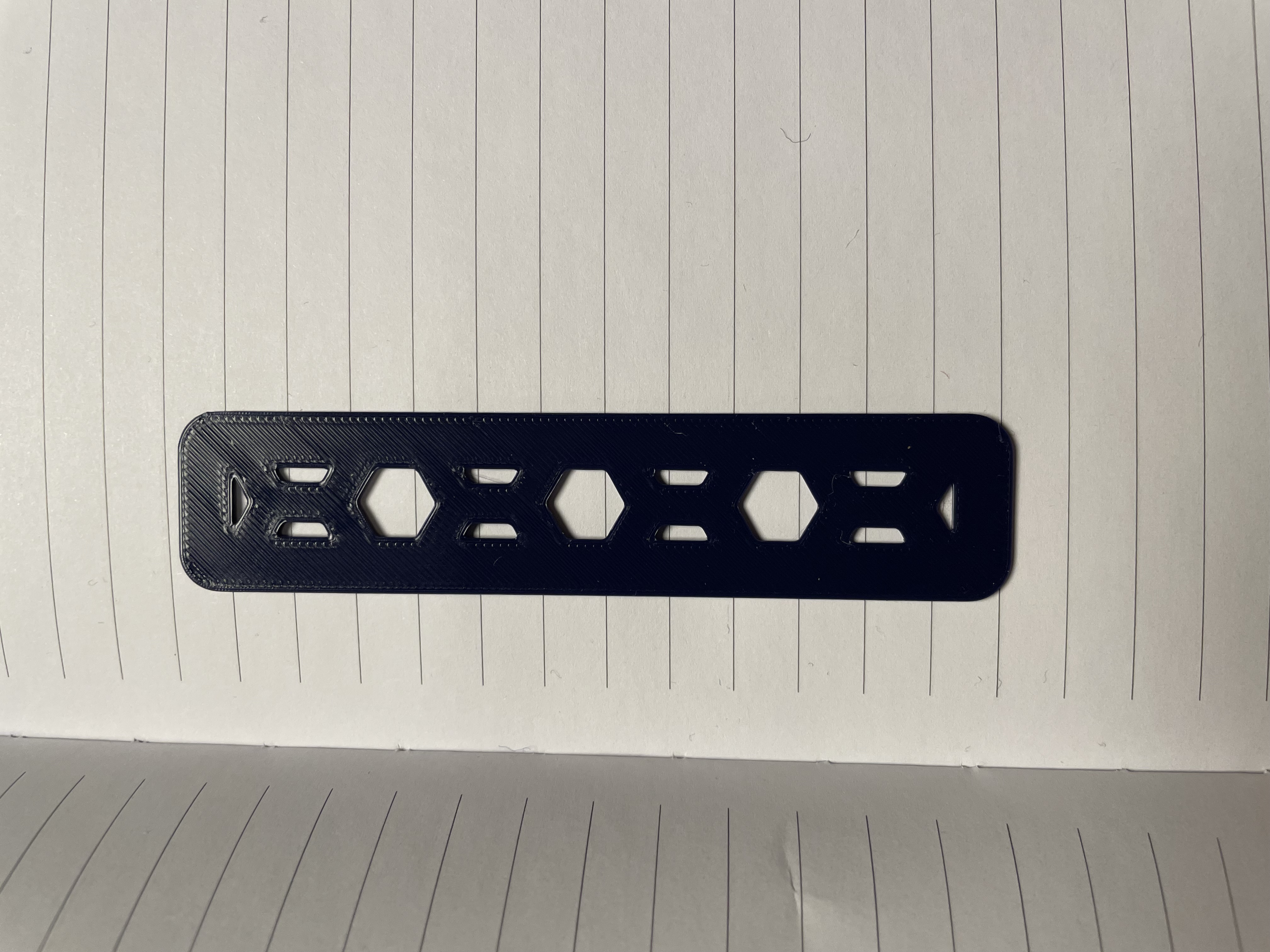 Hex pattern bookmark