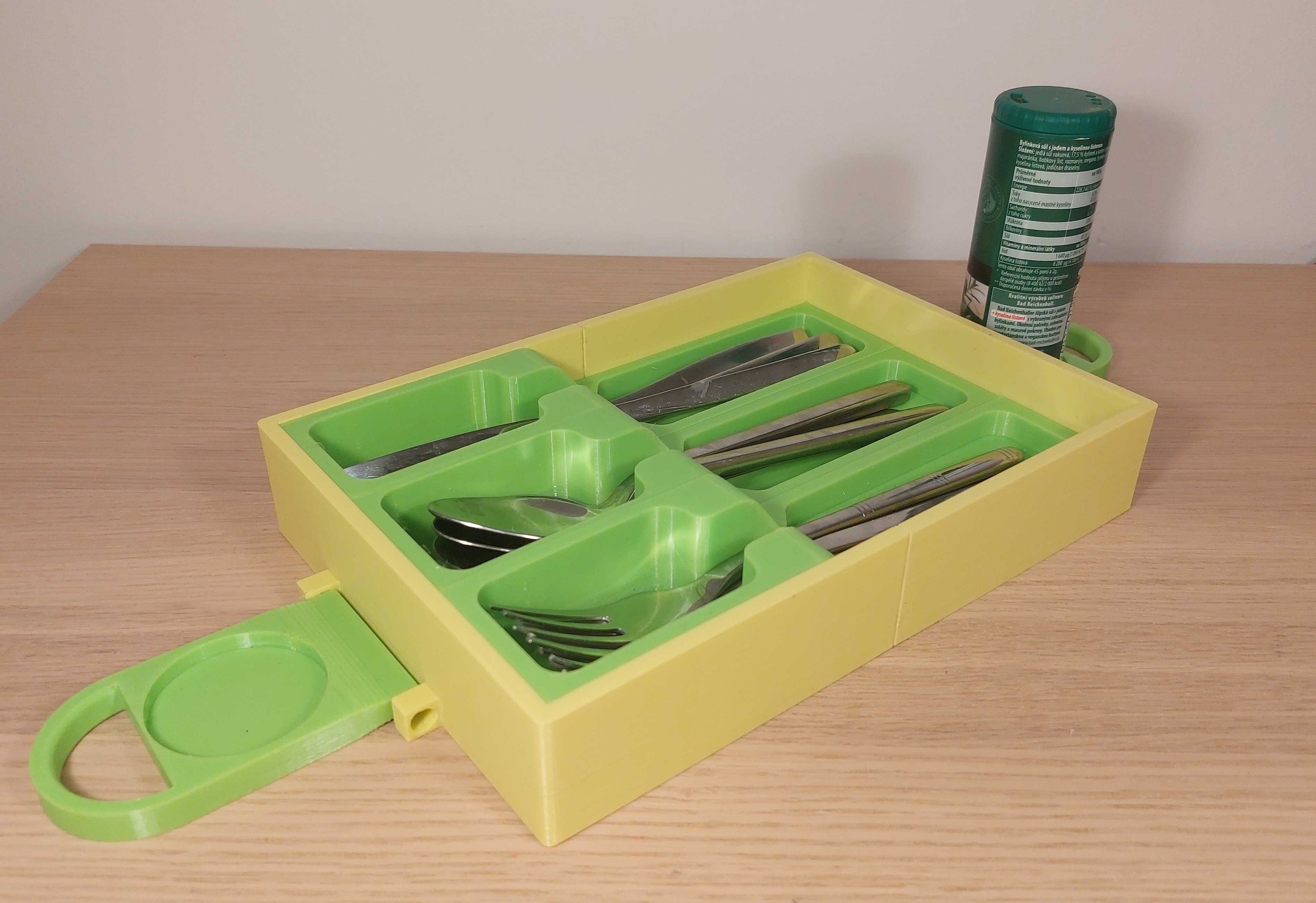 Simple Cutlery Organiser by Czech creator Download free STL model