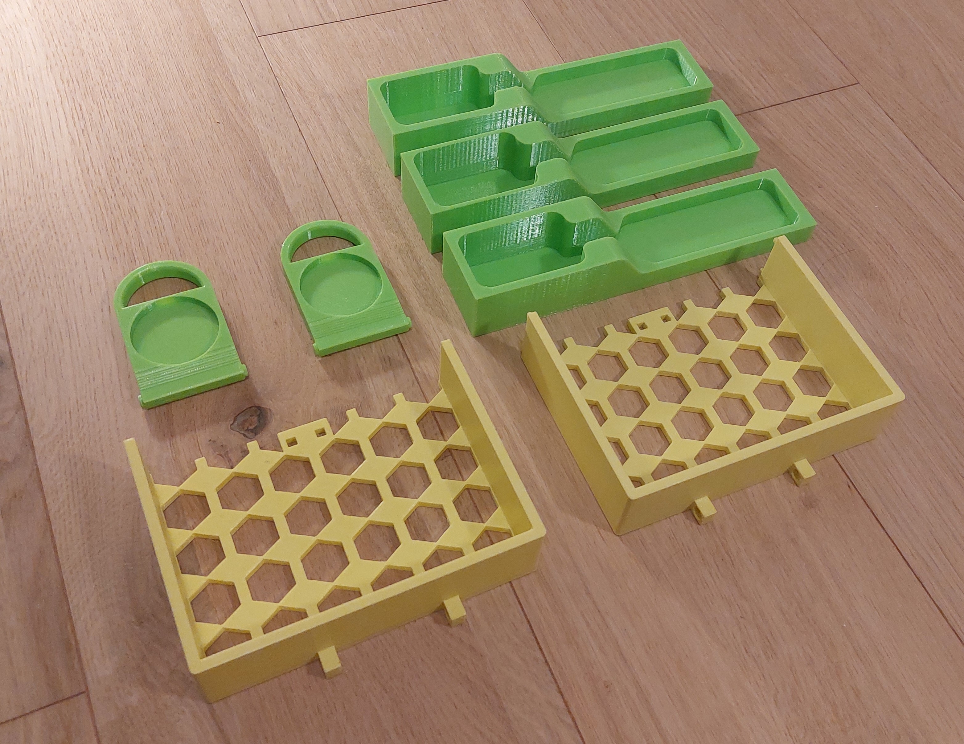 Simple Cutlery Organiser by Czech creator Download free STL model