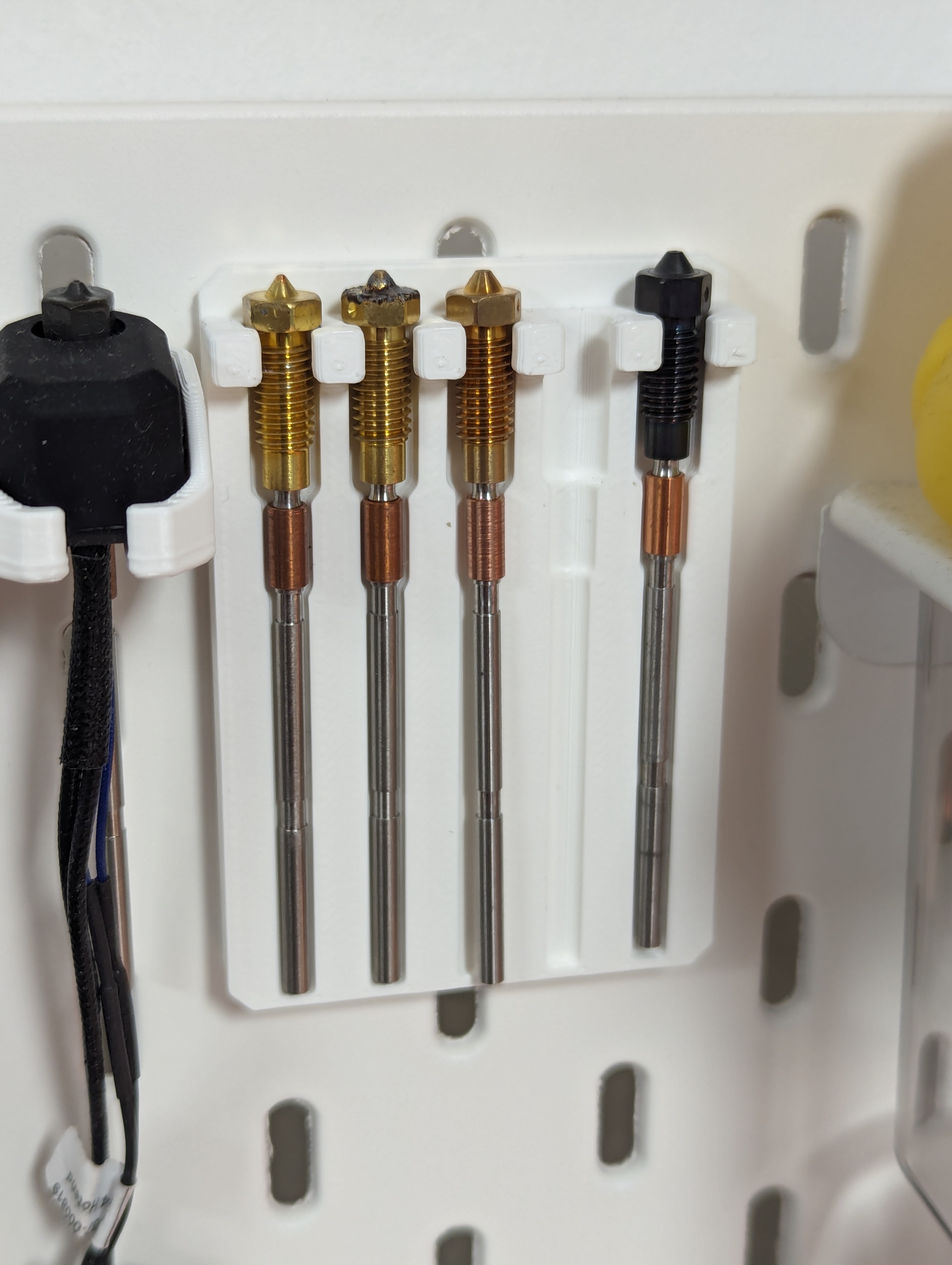 Prusa Nextruder Nozzleholder IKEA SKADIS Supported