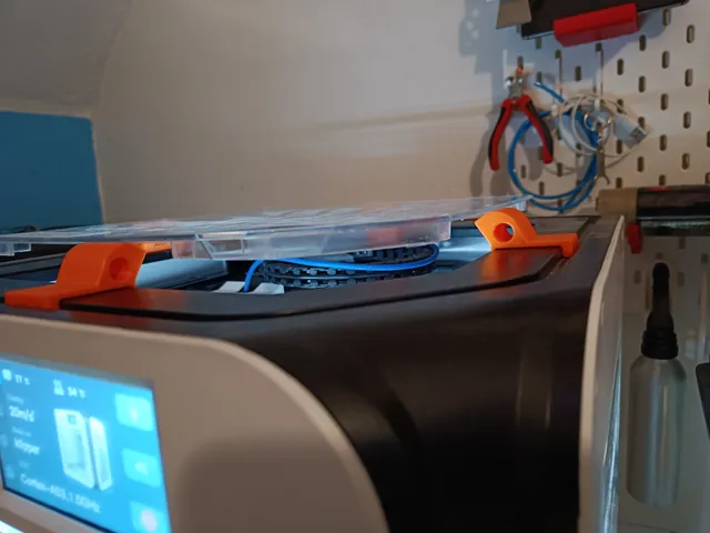 Qidi X-Smart 3 držák víka