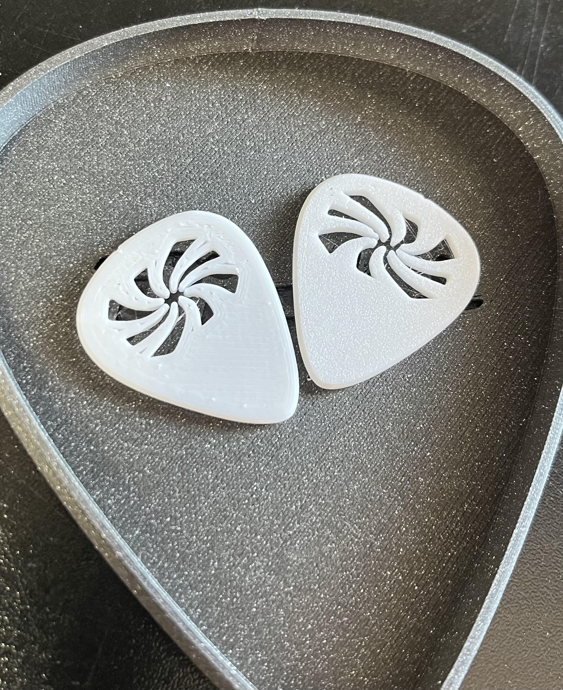 Swirl Picks