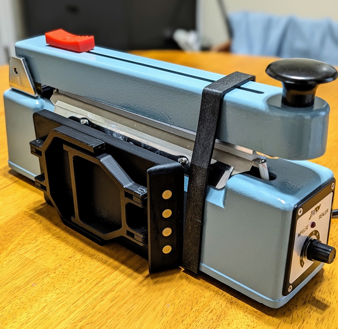 Cookie/Treat Heat Sealer Table by Eadubs Download free STL model