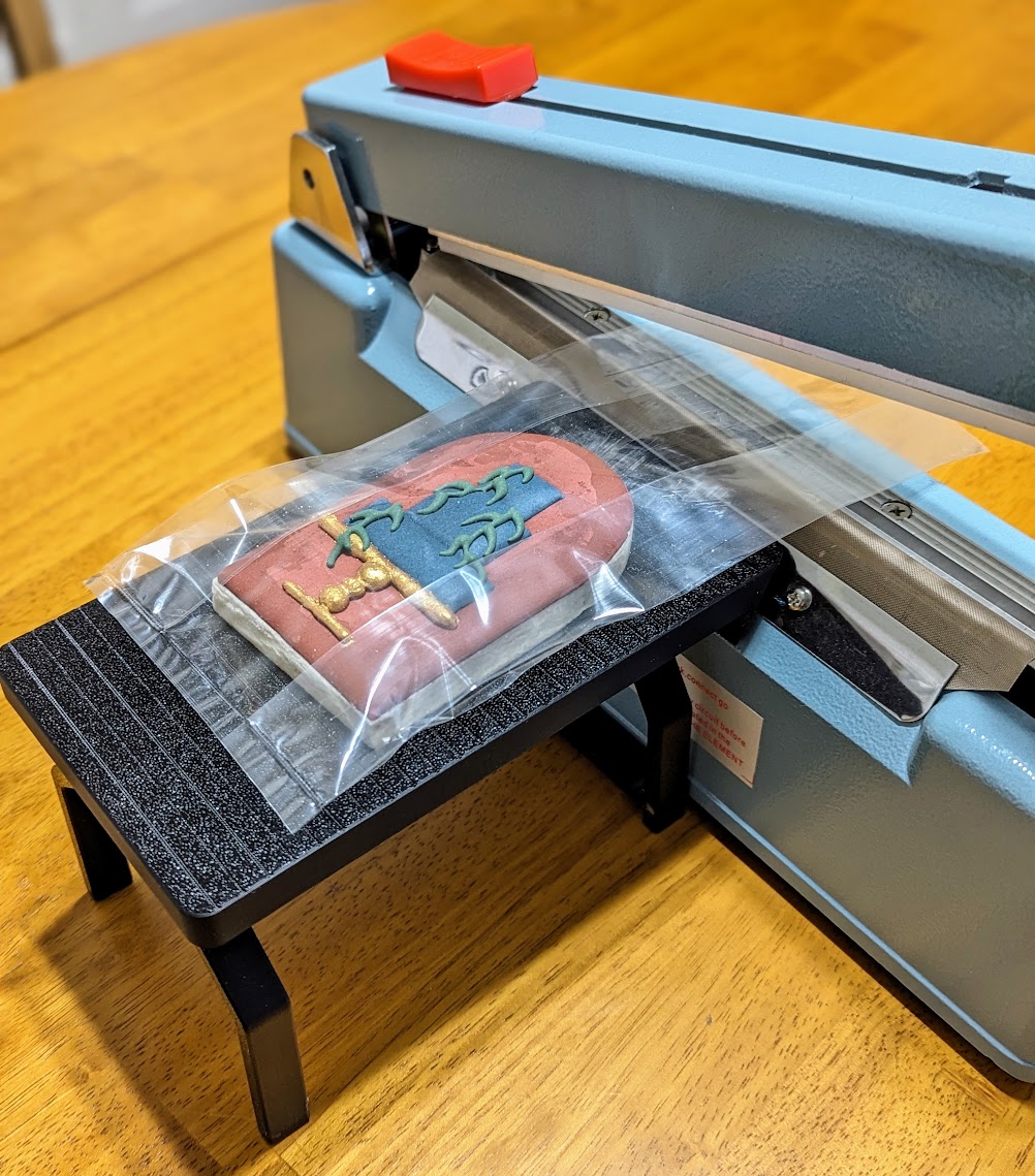 Cookie/Treat Heat Sealer Table by Eadubs Download free STL model