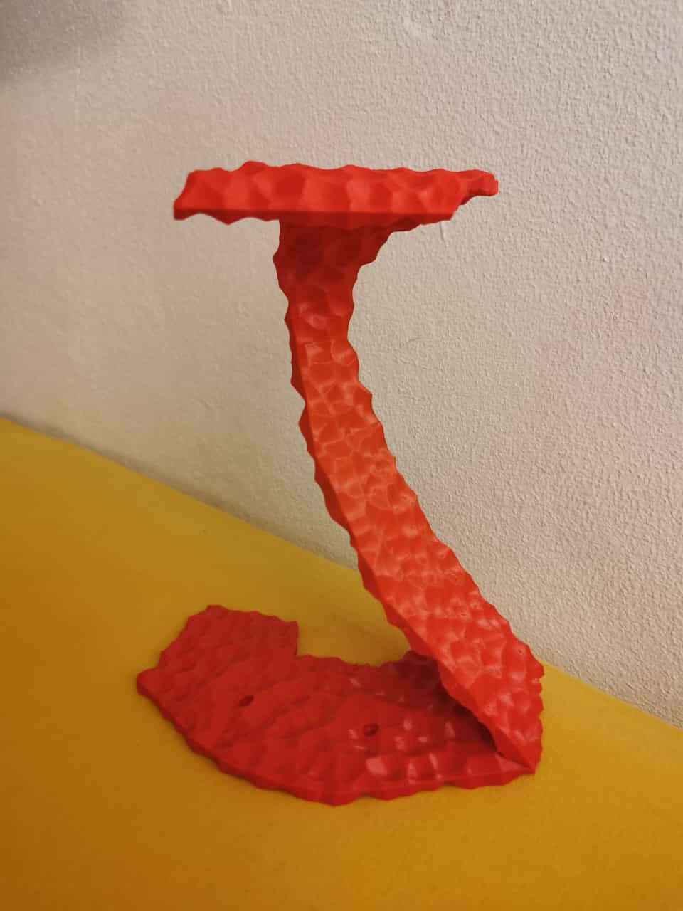 Swan Like Voronoi Headphone Holder And Wall Hook By Manu M Download swan-like-voronoi-headphone-holder-and-wall-hook-by-manu-m-download