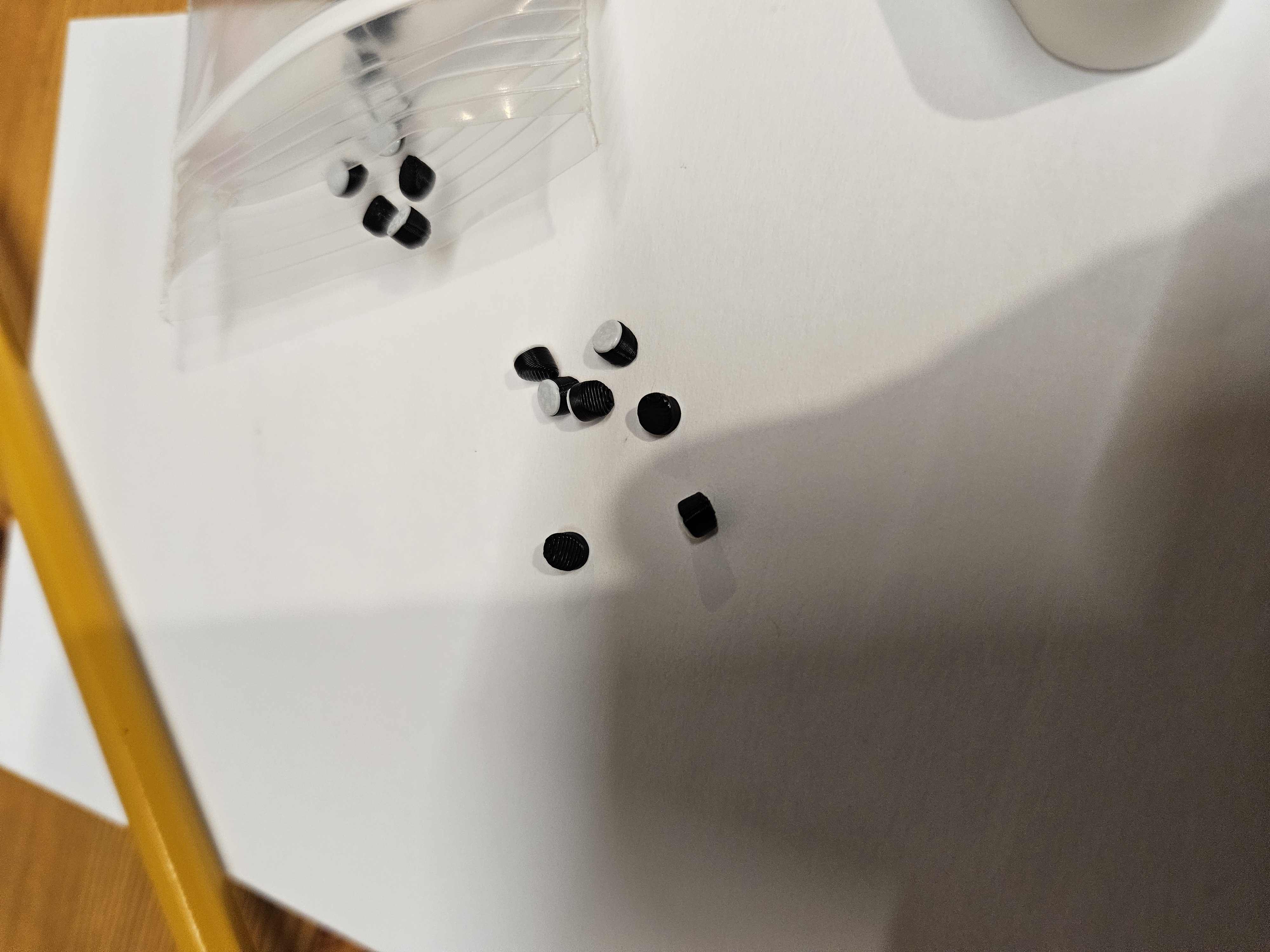 color coded snowman eyes and buttons for easier insertion — thumbnail 2