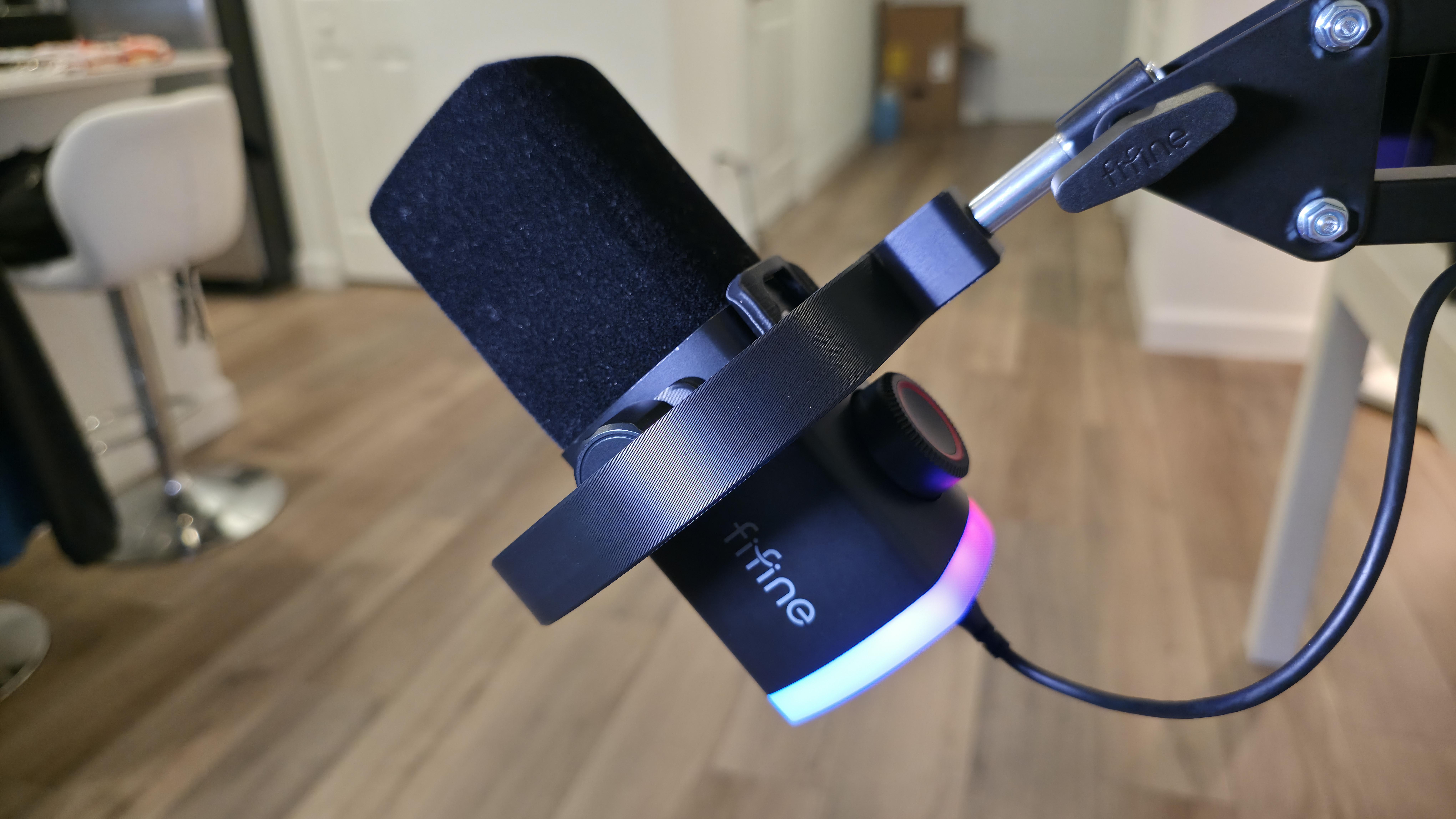 Shock Mount For Fifine AM8PROT Microphone