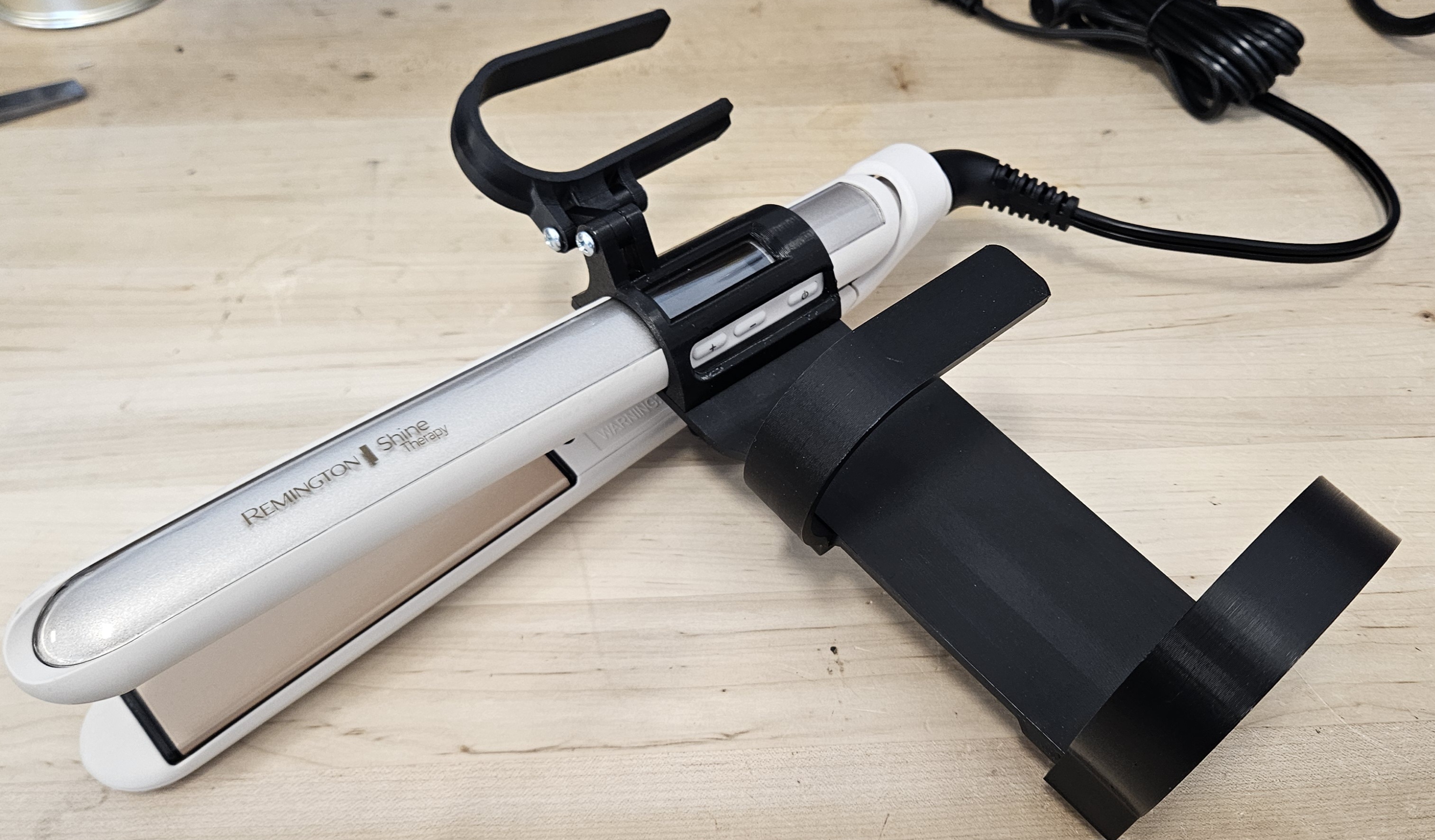 Adaptive Hair Straightener