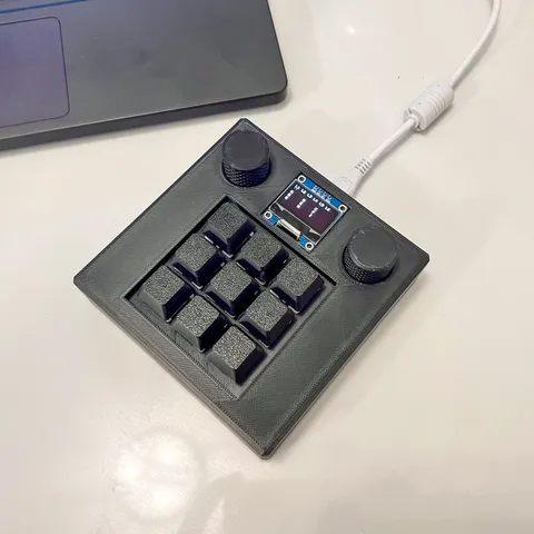 3x3 Control Pad - Customizable MacroPad with Layers and Volume Control