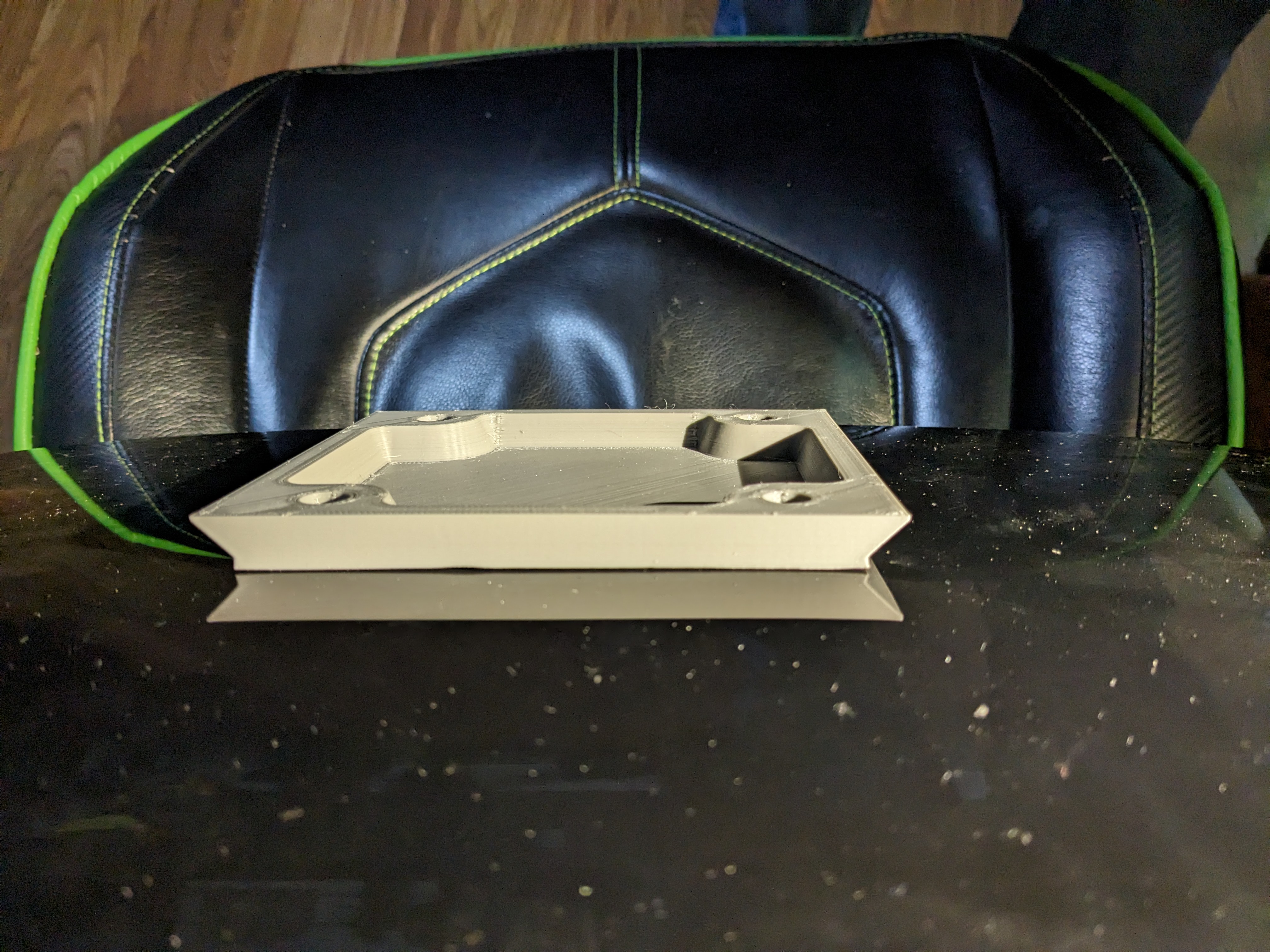 Simple VESA mount