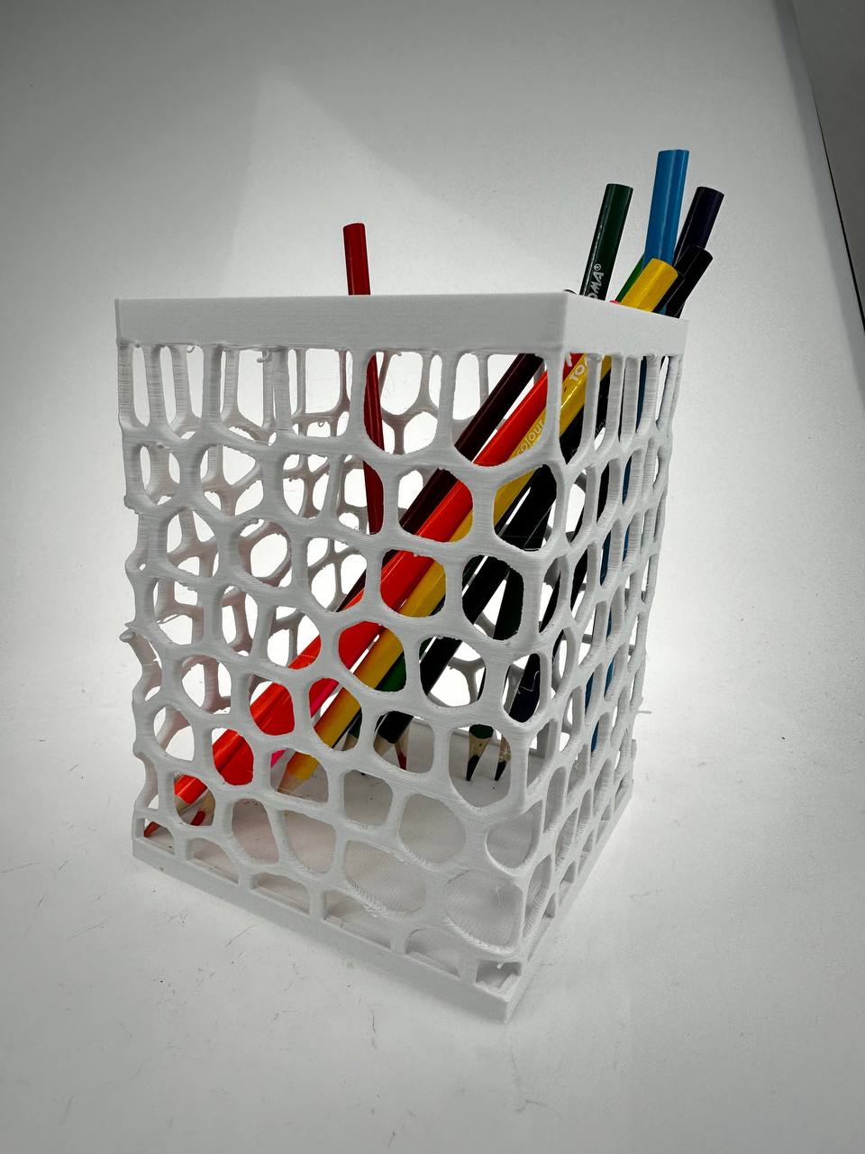 Voronoi Square Pen Holder by patrykza Download free STL model