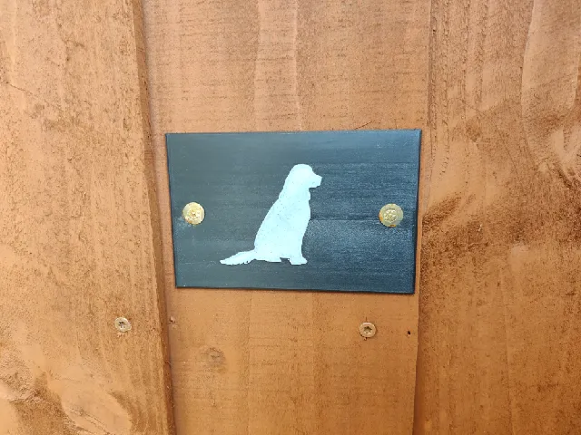 Dog Sign (Golden Retriever)