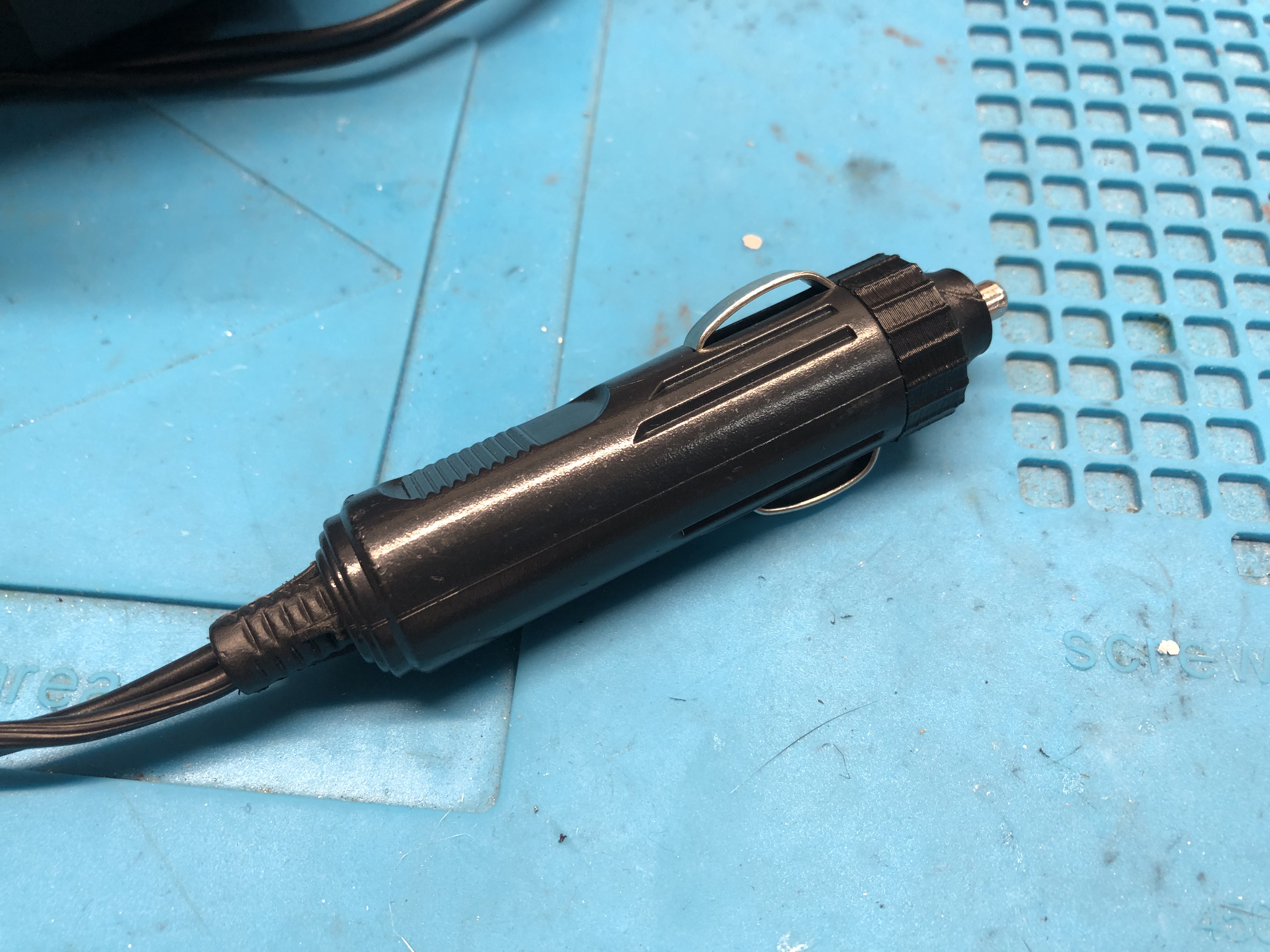 Cigarette Lighter Male Plug repair by Regis Download free STL model