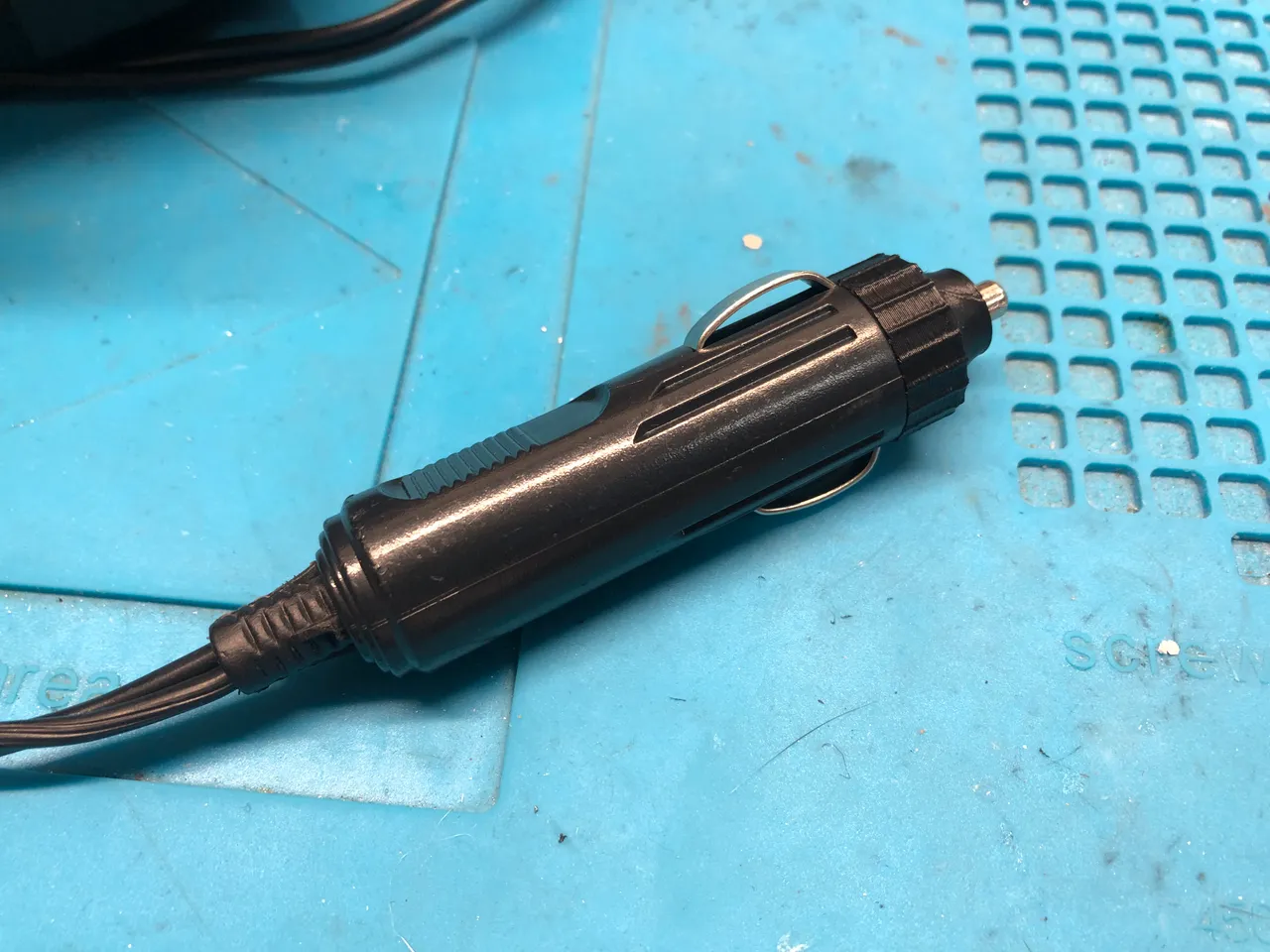 Cigarette Lighter Male Plug repair by Regis | Download free STL model